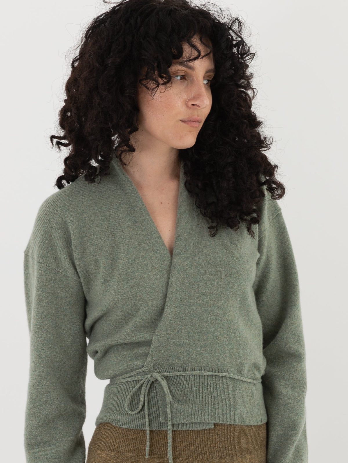 Extreme Cashmere n°516 Ella Cardigan in Hemlock - EXTREME CASHMERE at Worthwhile - shop CARDIGAN
