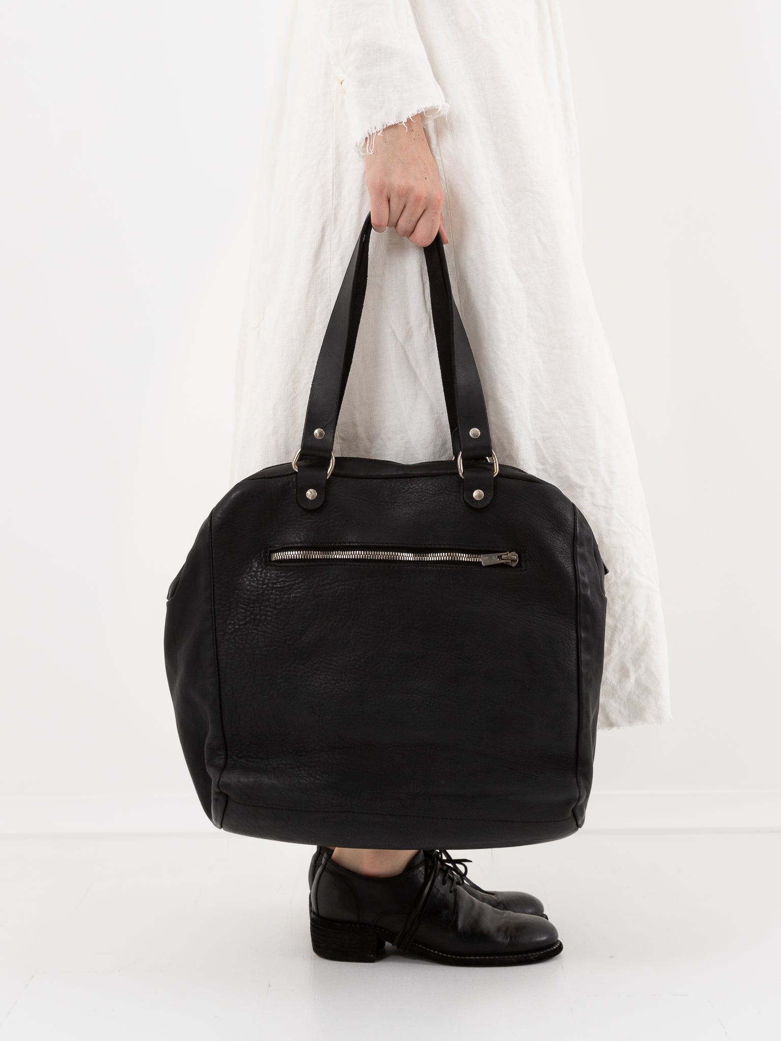 Guidi Doctor Bag DR01 in Black - GUIDI at Worthwhile - shop BAG