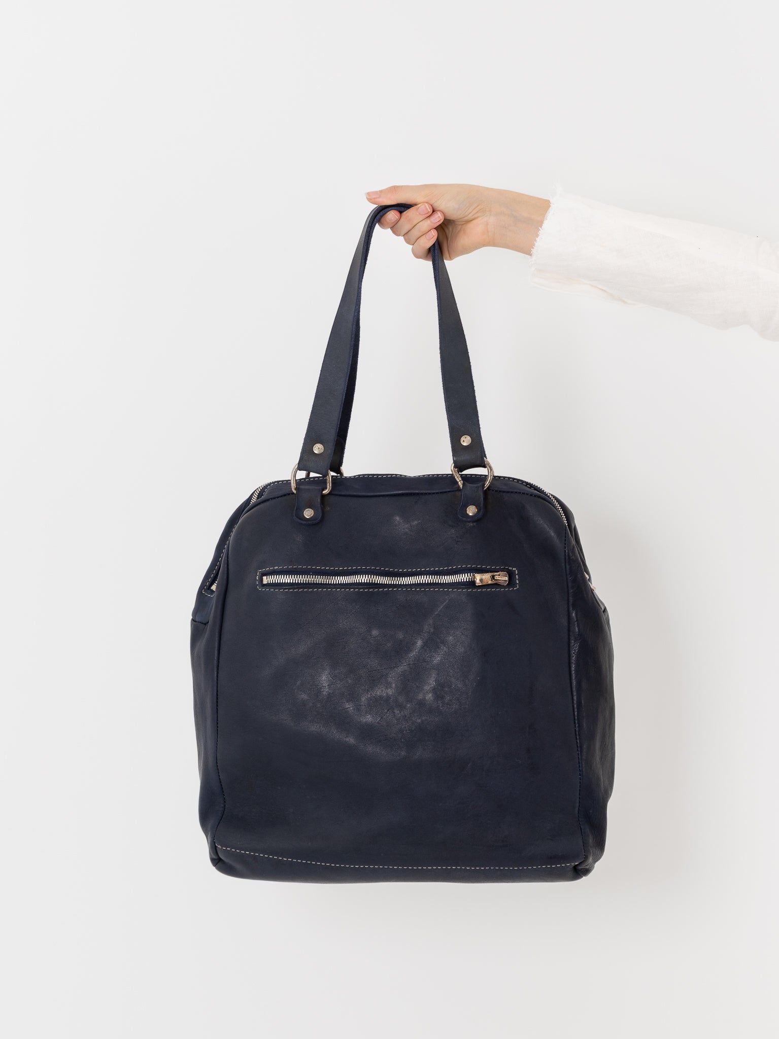 Guidi Doctor Bag DR01 in Navy - GUIDI at Worthwhile - shop BAG