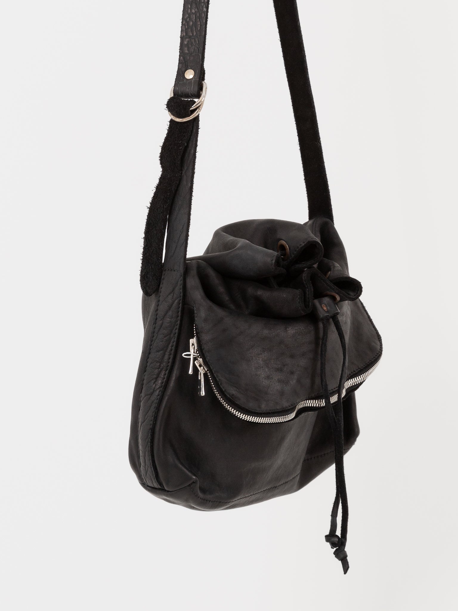 Guidi Messenger Shoulder Bag MLT02 in Black - GUIDI at Worthwhile - shop BAG