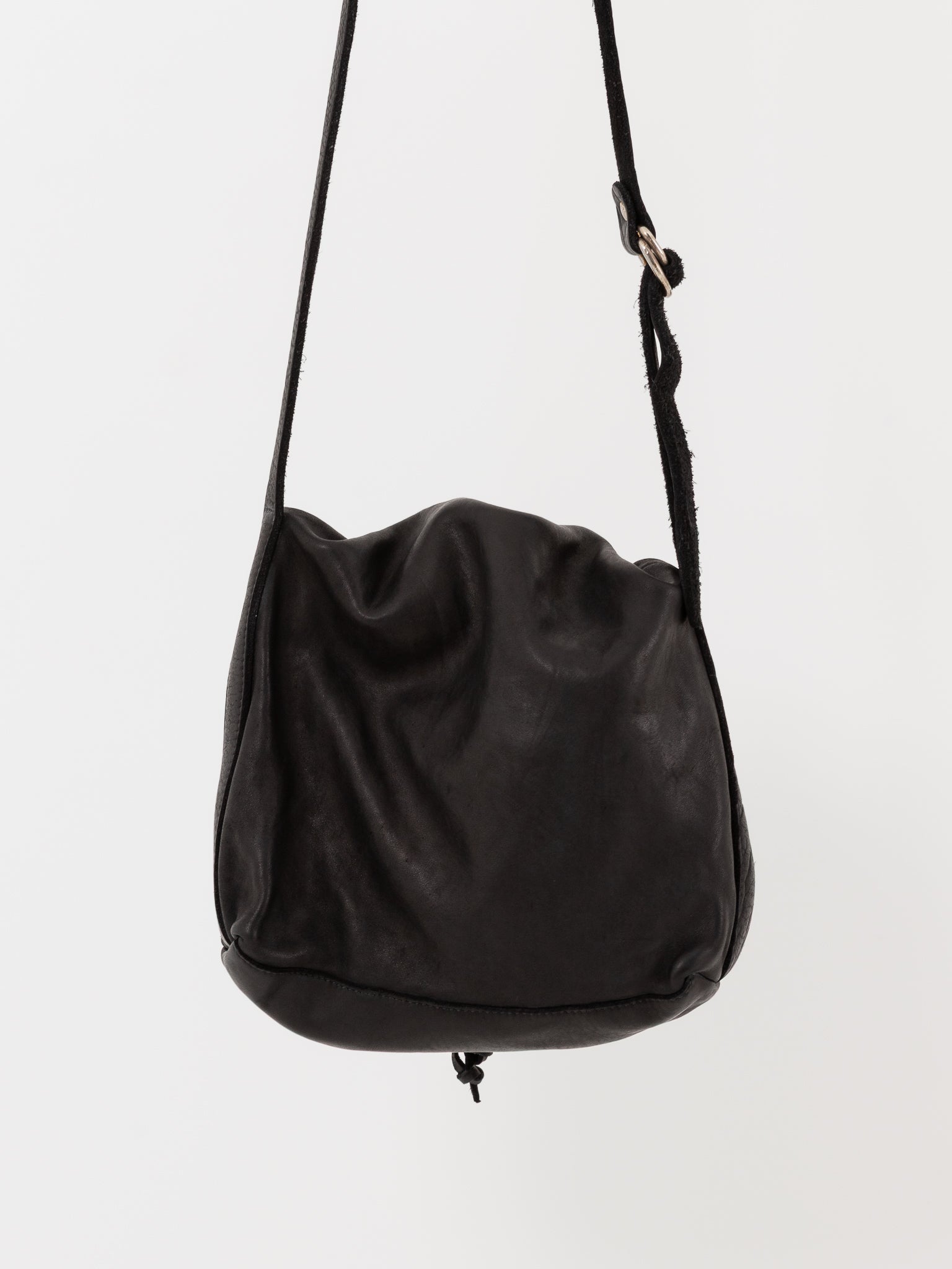 Guidi Messenger Shoulder Bag MLT02 in Black - GUIDI at Worthwhile - shop BAG