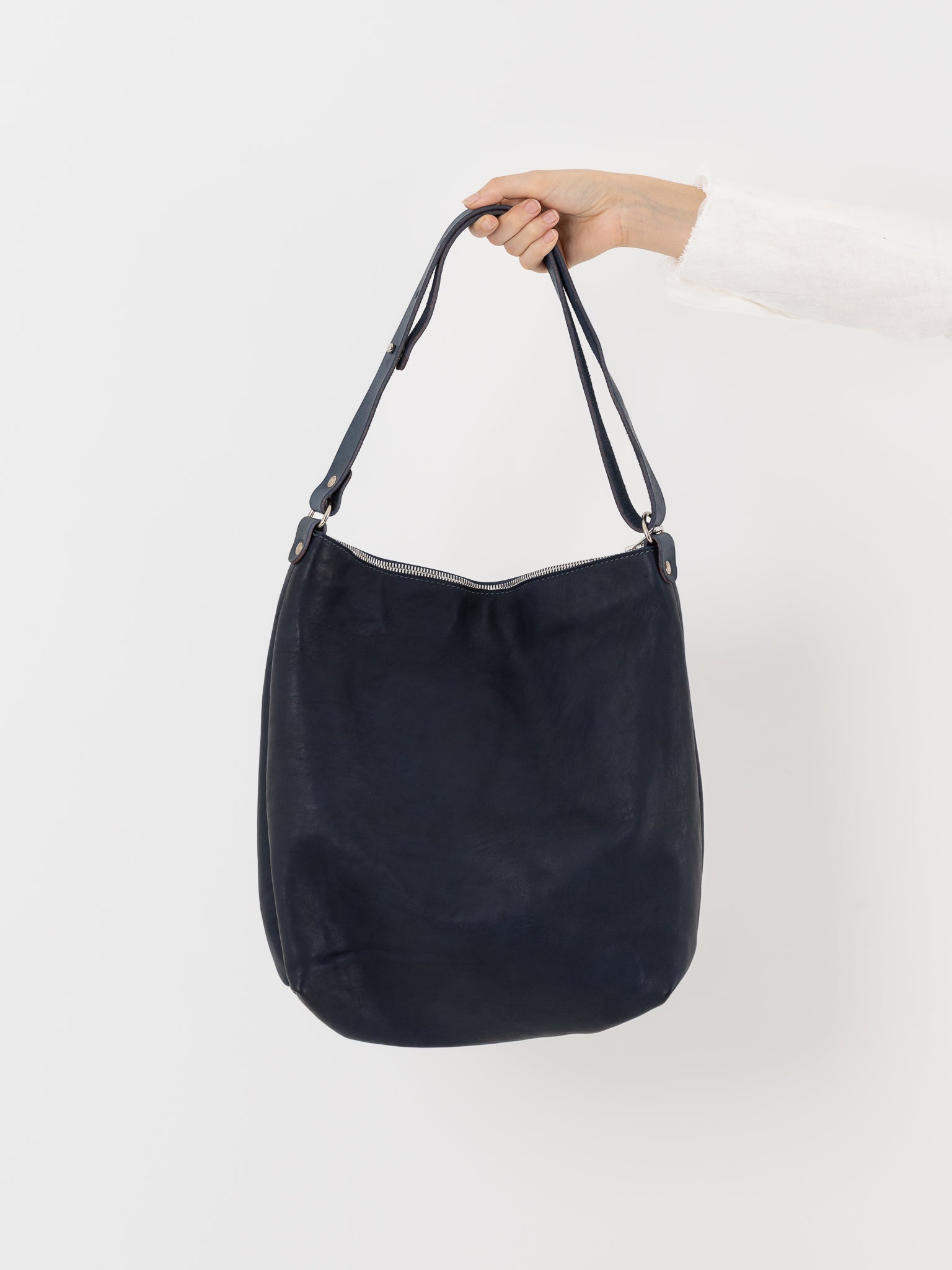 Guidi Shoulder Bag RA01 in Navy - GUIDI at Worthwhile - shop BAG