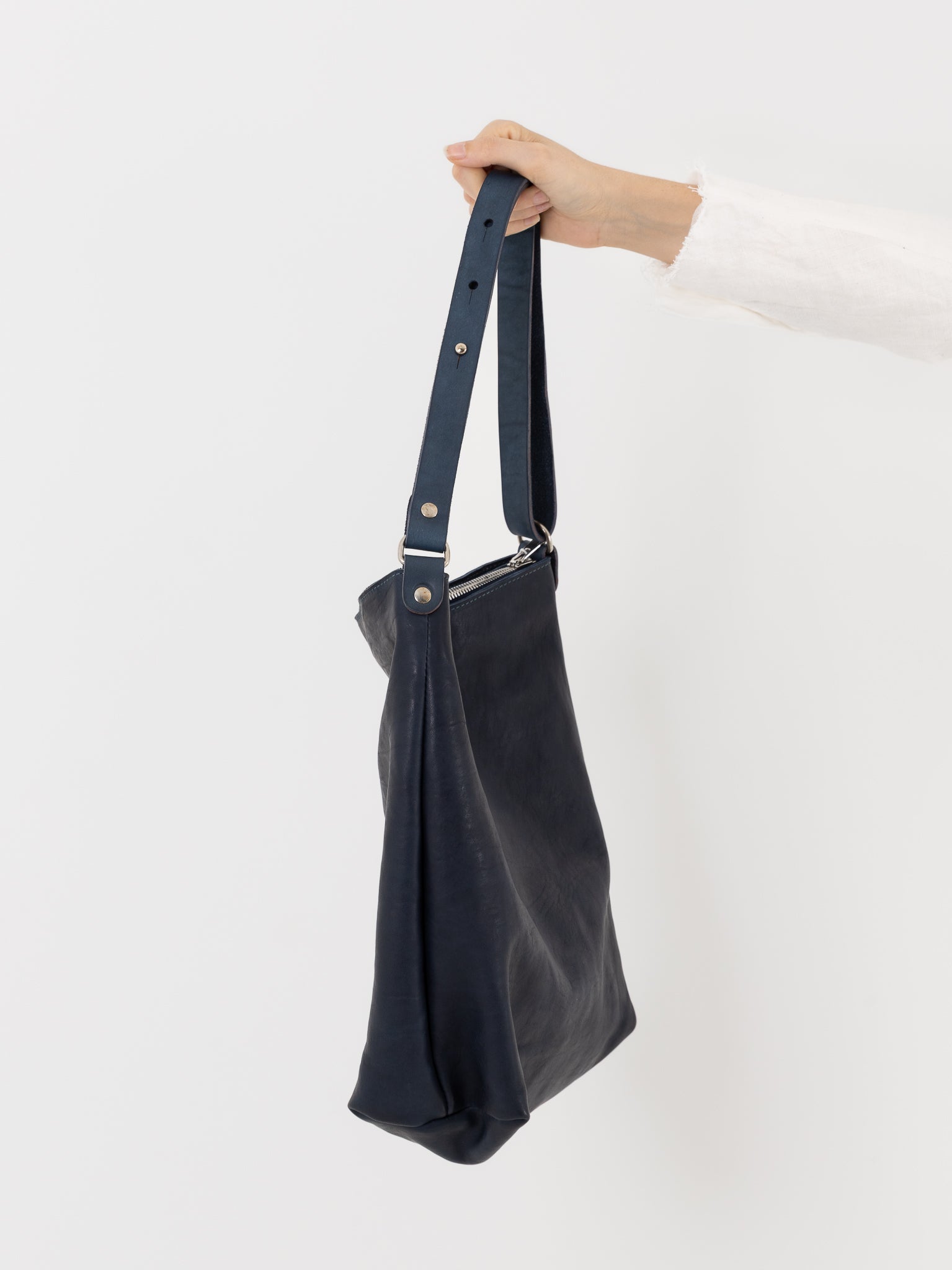 Guidi Shoulder Bag RA01 in Navy - GUIDI at Worthwhile - shop BAG