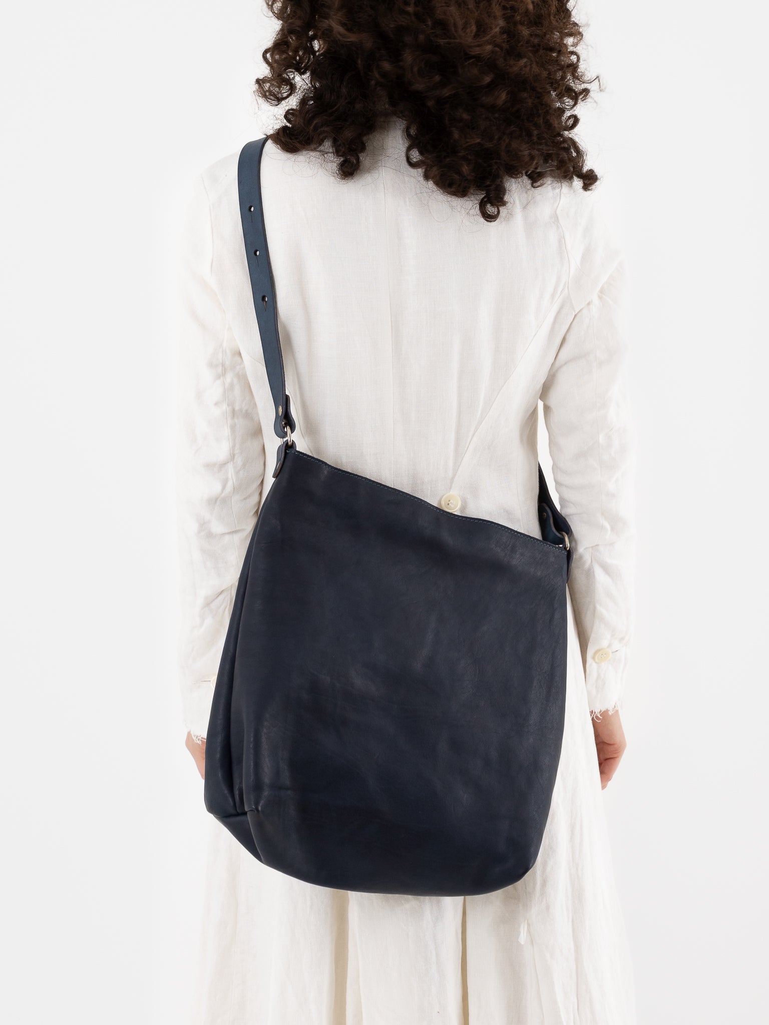 Guidi Shoulder Bag RA01 in Navy - GUIDI at Worthwhile - shop BAG