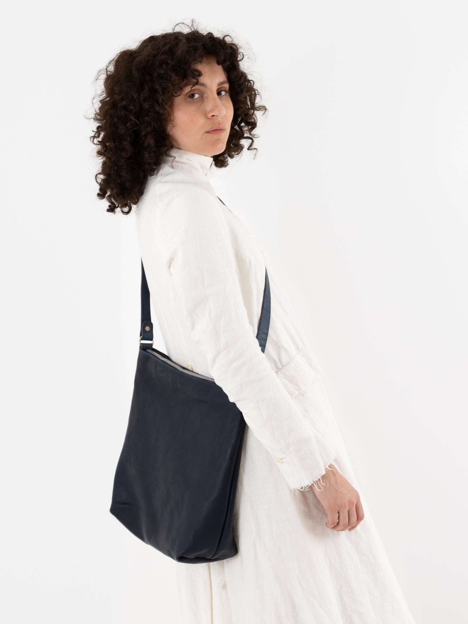 Guidi Shoulder Bag RA01 in Navy - GUIDI at Worthwhile - shop BAG