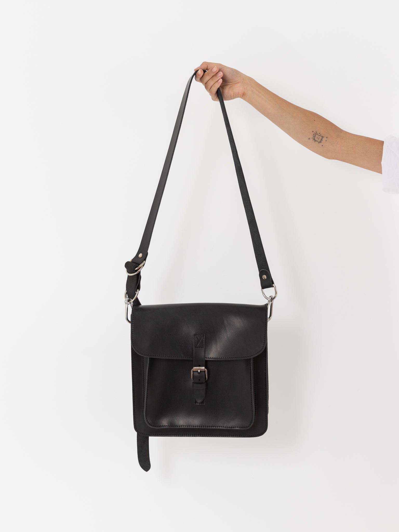 Guidi Crossbody Satchel CM8 in Black - GUIDI at Worthwhile - shop BAG