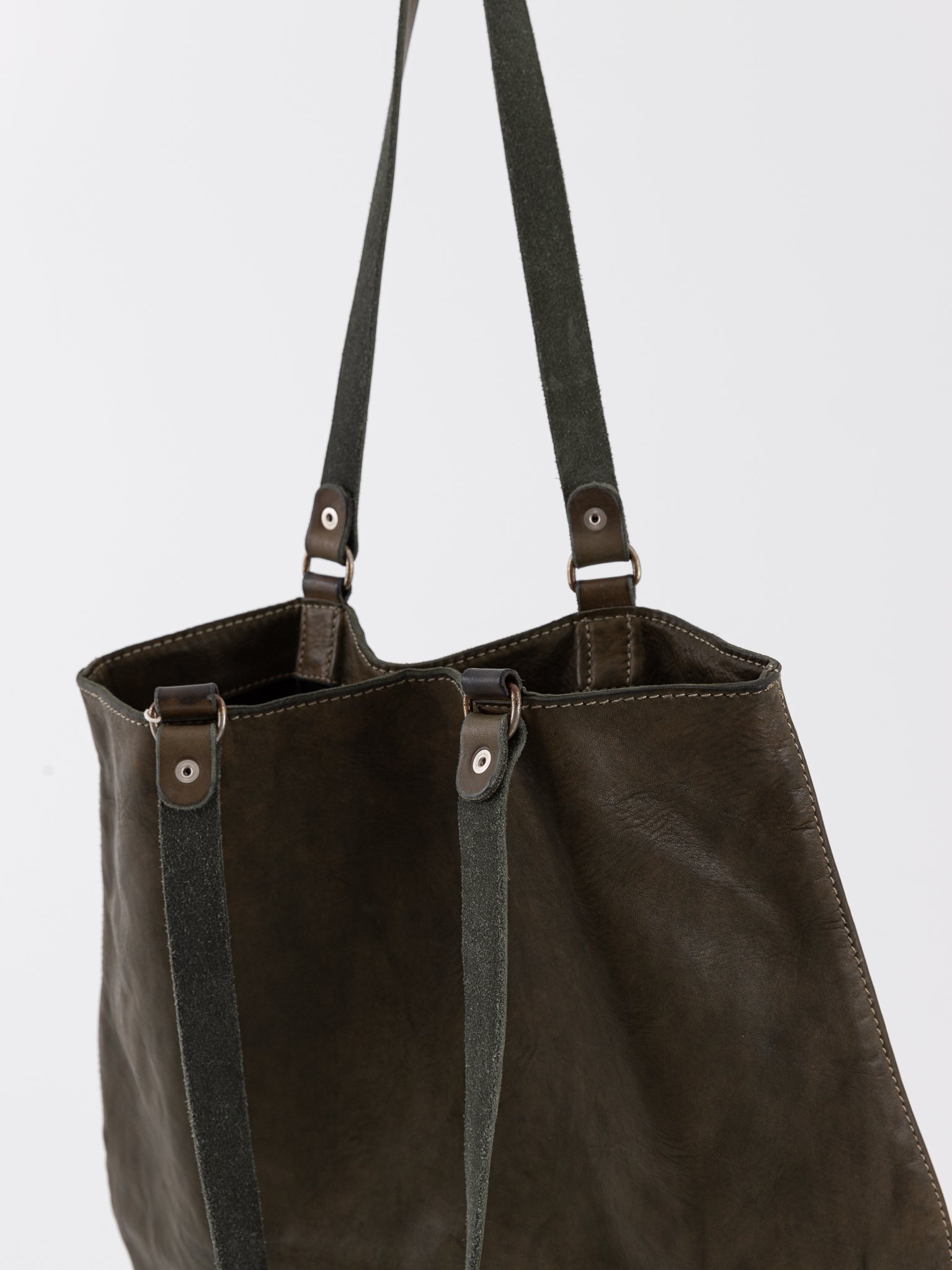 Guidi Shoulder Bag RH01 in Army Green - GUIDI at Worthwhile - shop BAG