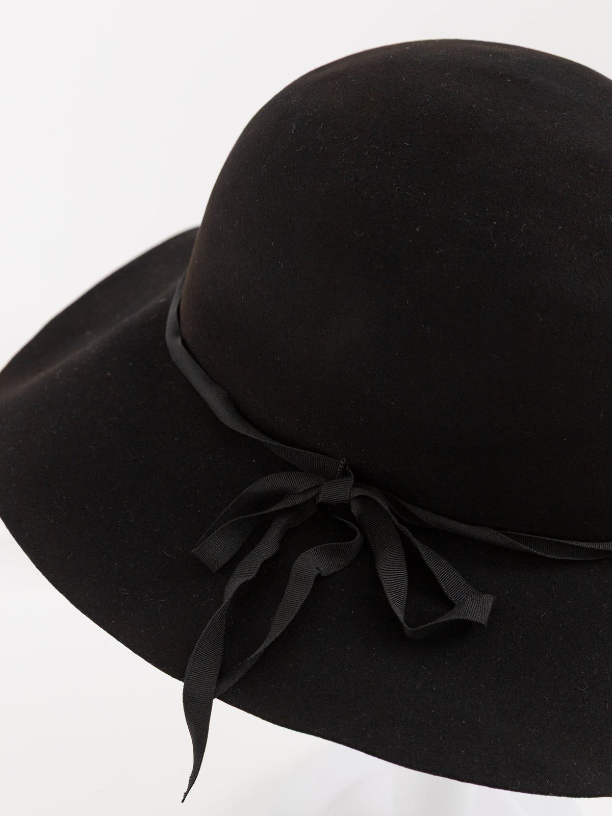 Horisaki Hat L008 in Black - HORISAKI at Worthwhile - shop HAT