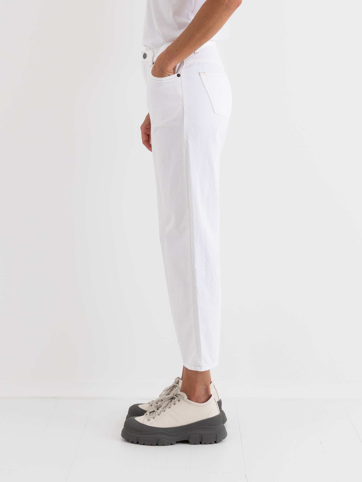 Prïvate 02 04 Crop Jean - PRIVATE 02 04 at Worthwhile - shop PANT