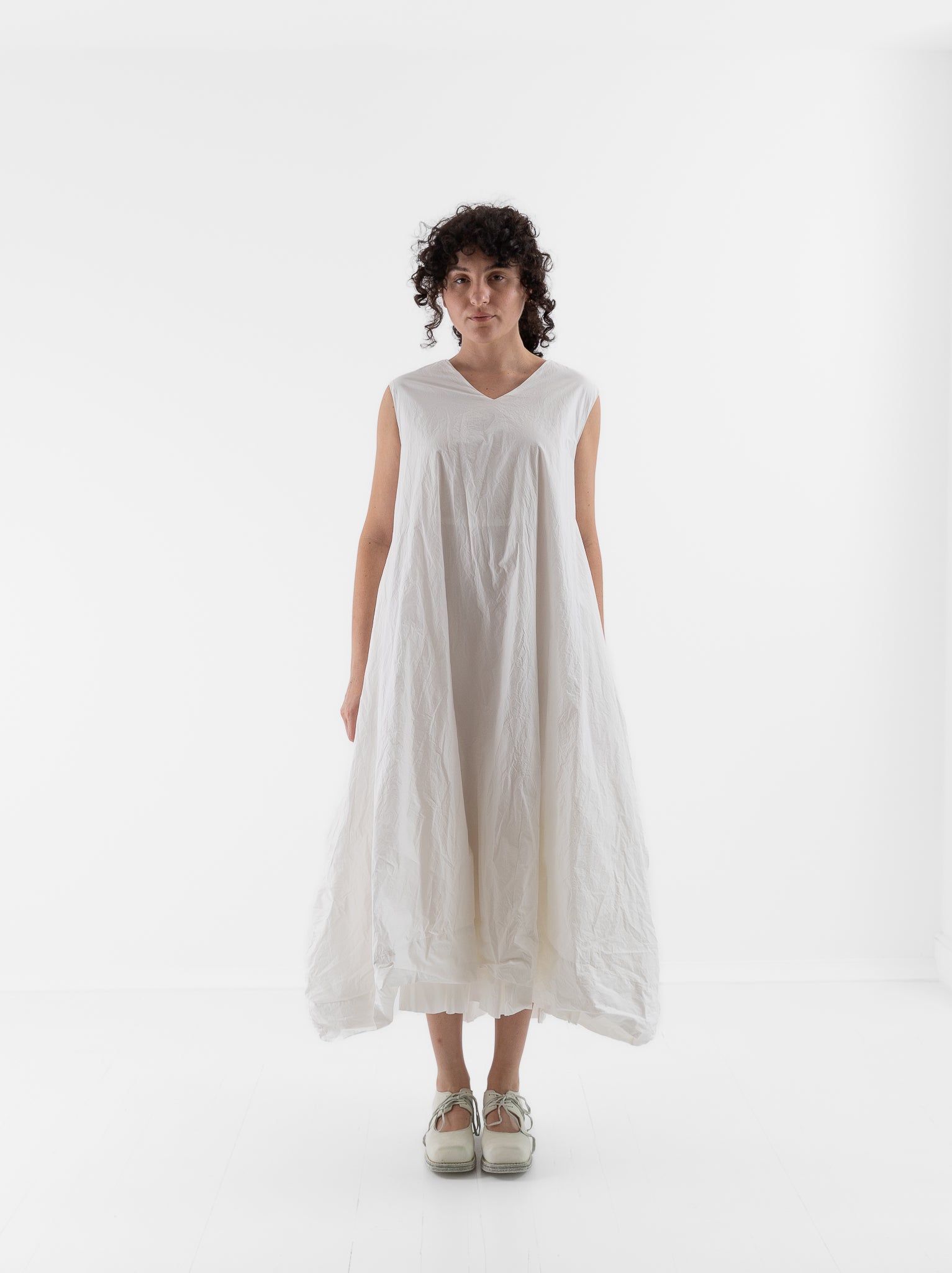 Ricorrrobe Ow Dress in White - RICORRROBE at Worthwhile - shop DRESS
