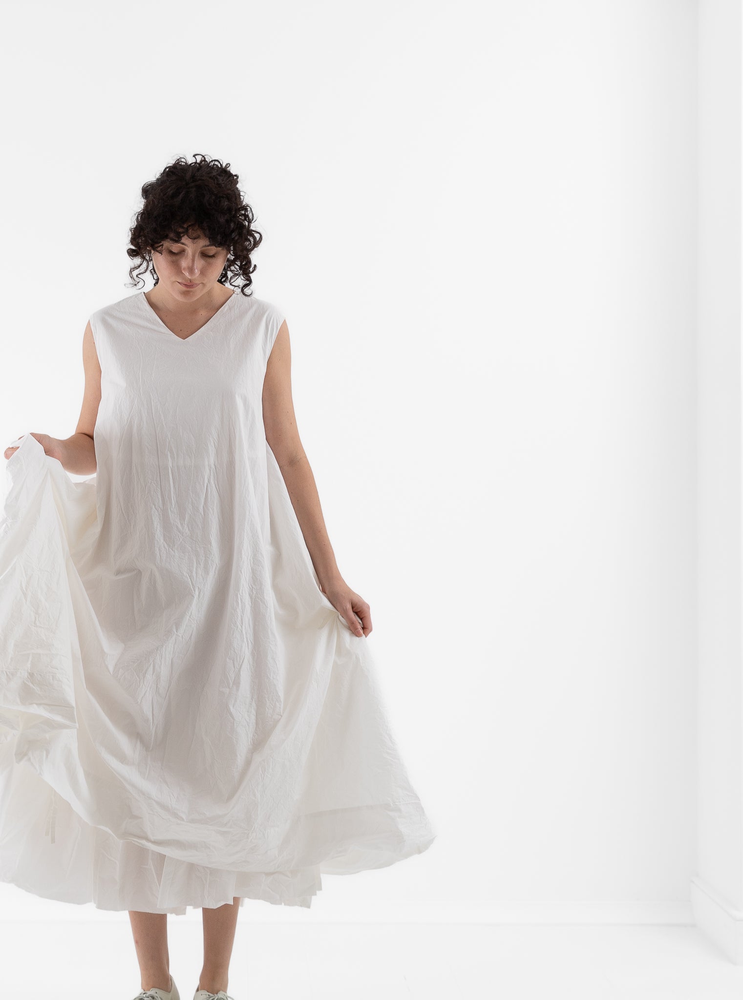Ricorrrobe Ow Dress in White - RICORRROBE at Worthwhile - shop DRESS