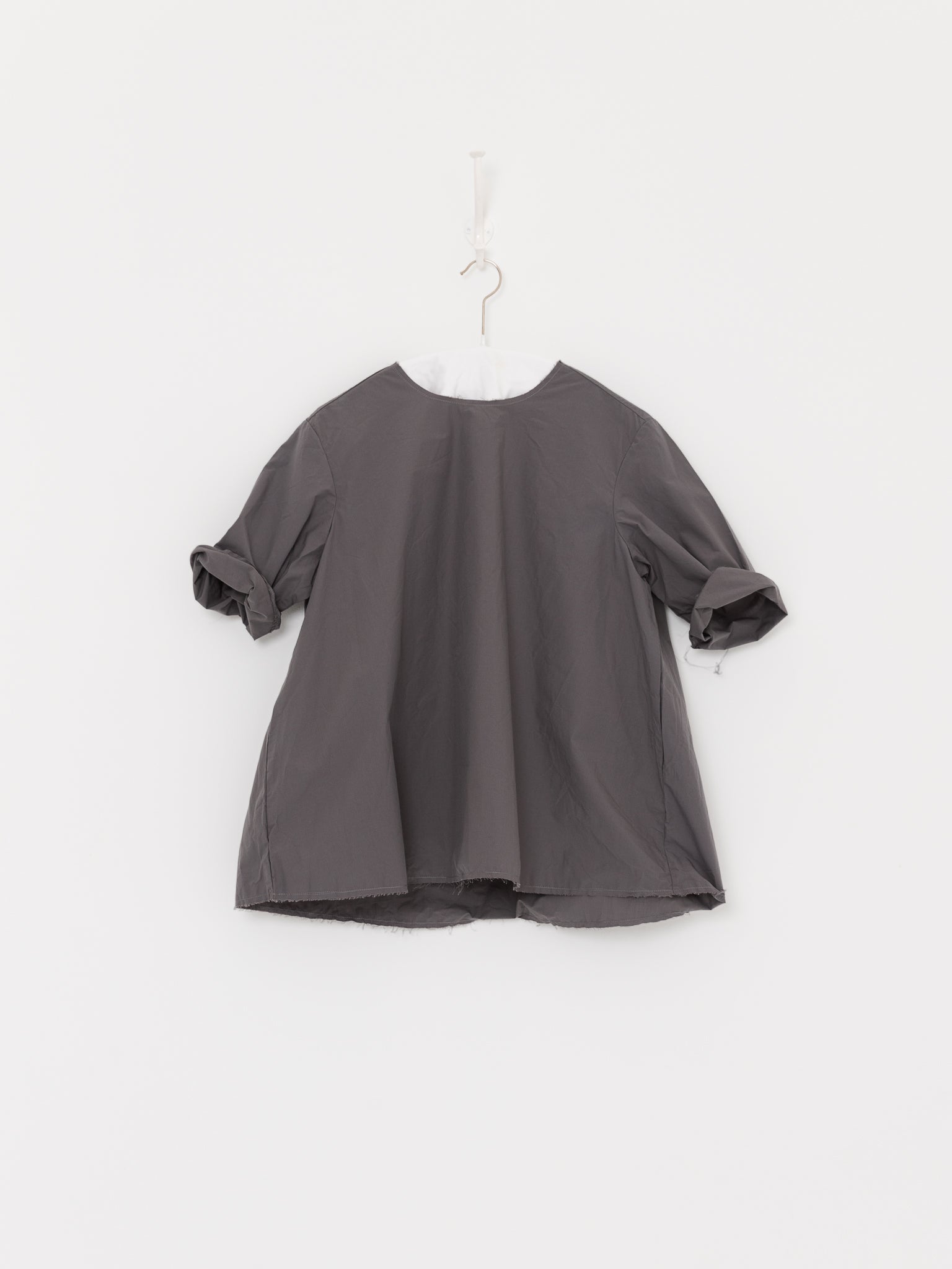 SCHA Half Sleeve Top in Charcoal Grey - SCHA at Worthwhile - shop TOP
