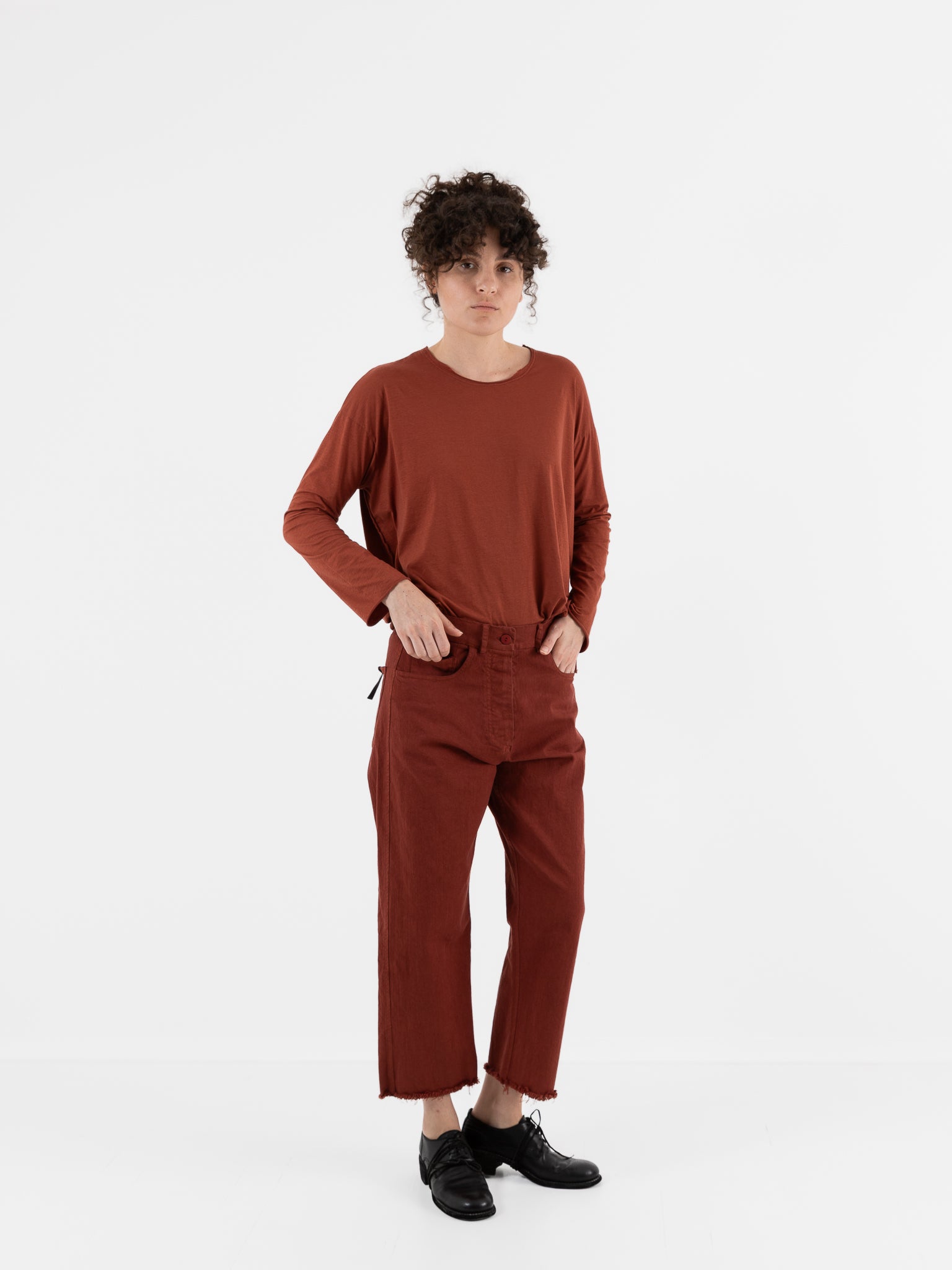 Serienumerica 5 Pocket Pant in Amaranto - SERIE NUMERICA at Worthwhile - shop PANT