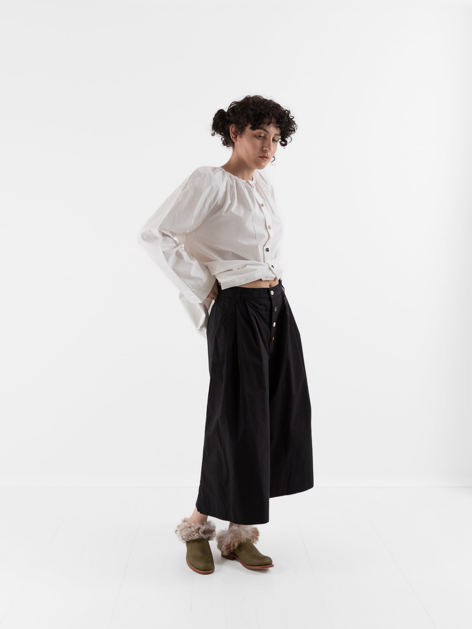 The Backward Vendor Float Trousers in Black - THE BACKWARD VENDOR at Worthwhile - shop TOP