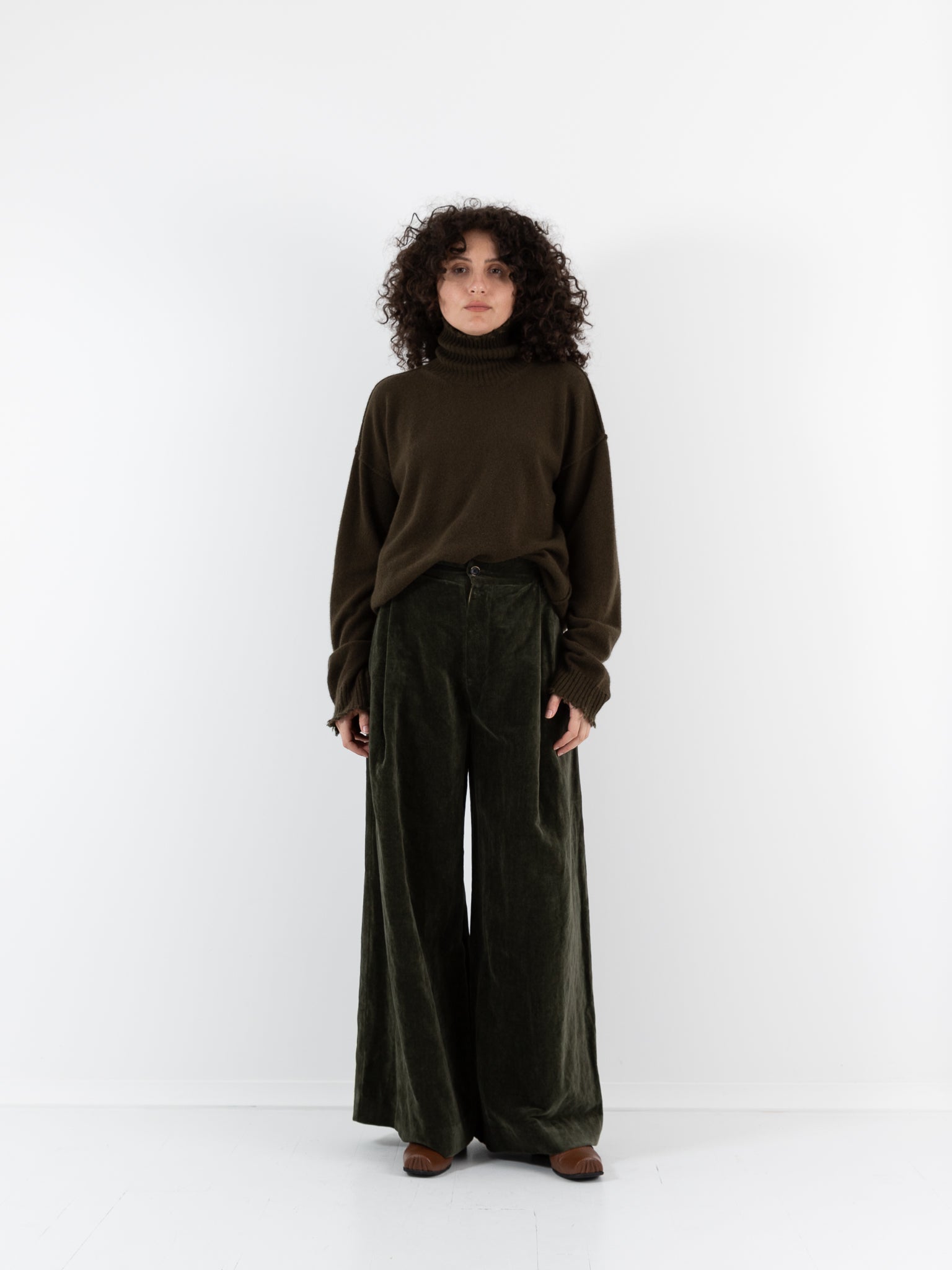 Uma Wang Pudding Pants in Dark Green - UMA WANG at Worthwhile - shop PANT