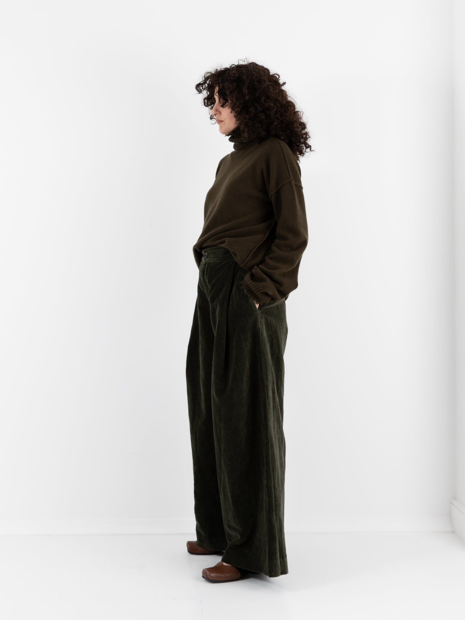Uma Wang Pudding Pants in Dark Green - UMA WANG at Worthwhile - shop PANT