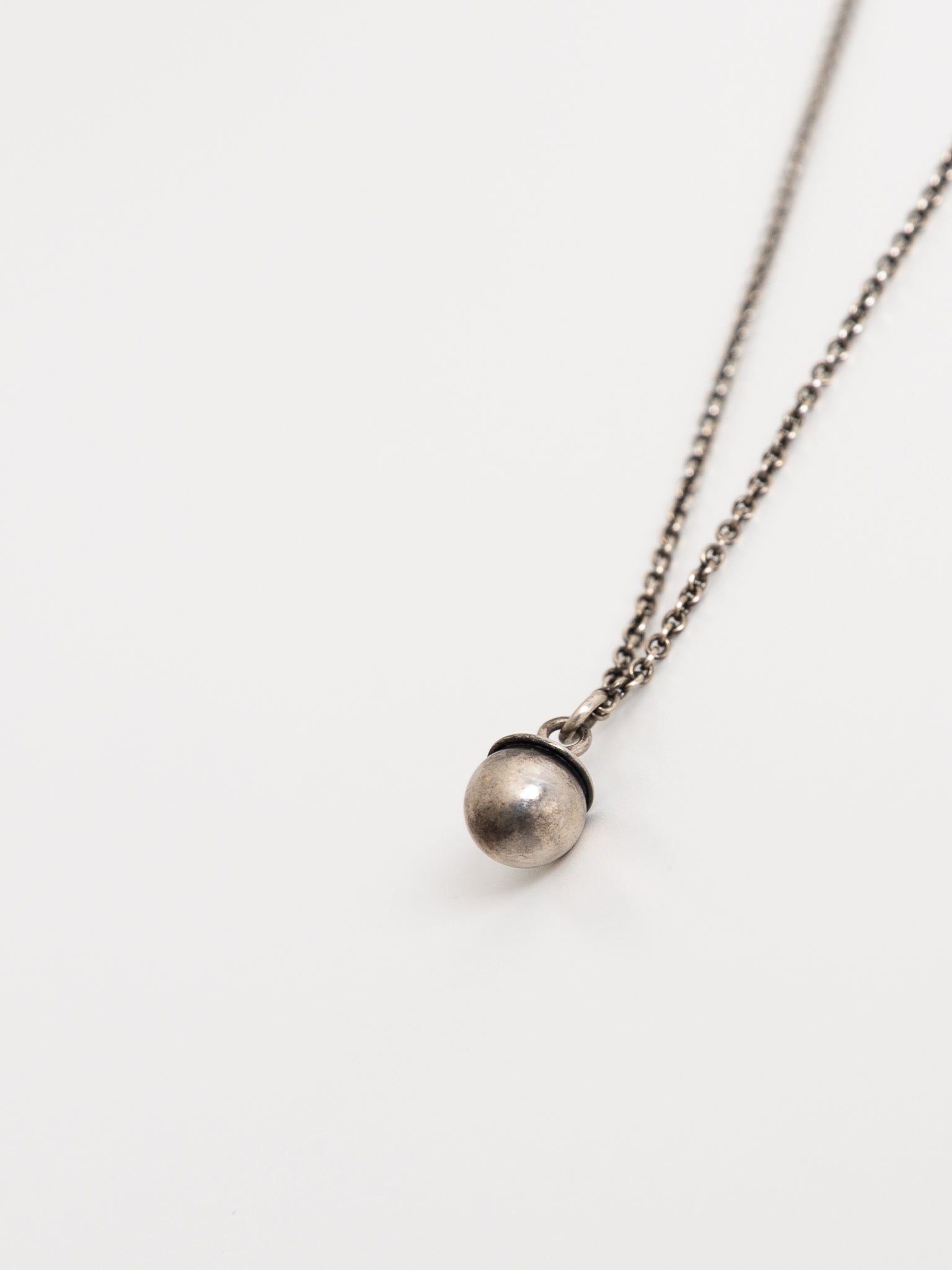 Werkstatt:München Mini Pearl Chain Necklace - WERKSTATT:MUNCHEN at Worthwhile - shop NECKLACES