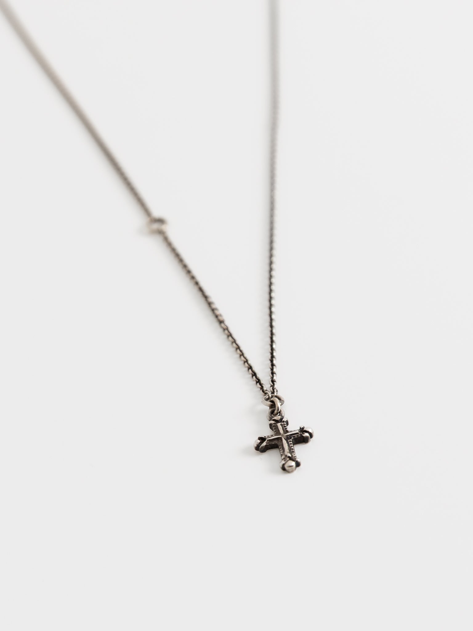 Werkstatt:München Mini Cross Chain Necklace - WERKSTATT:MUNCHEN at Worthwhile - shop NECKLACES