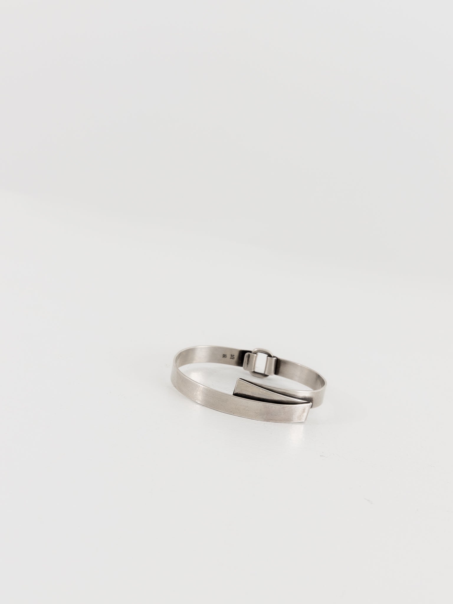 Werkstatt:München Band Bracelet Folded - WERKSTATT:MUNCHEN at Worthwhile - shop BRACELETS