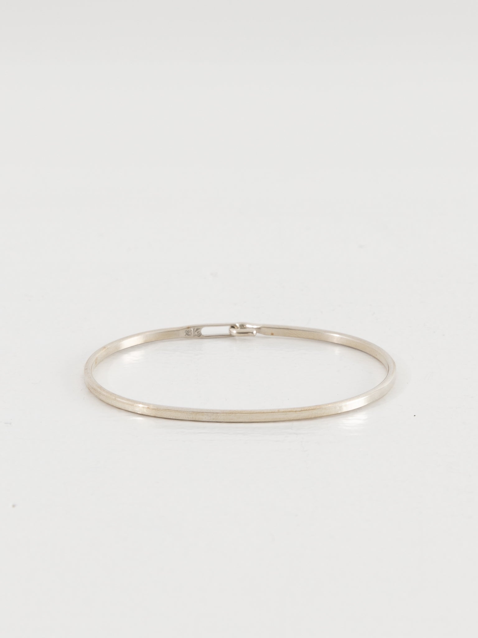 Werkstatt:München Bangle Hook Plain - WERKSTATT:MUNCHEN at Worthwhile - shop BRACELETS