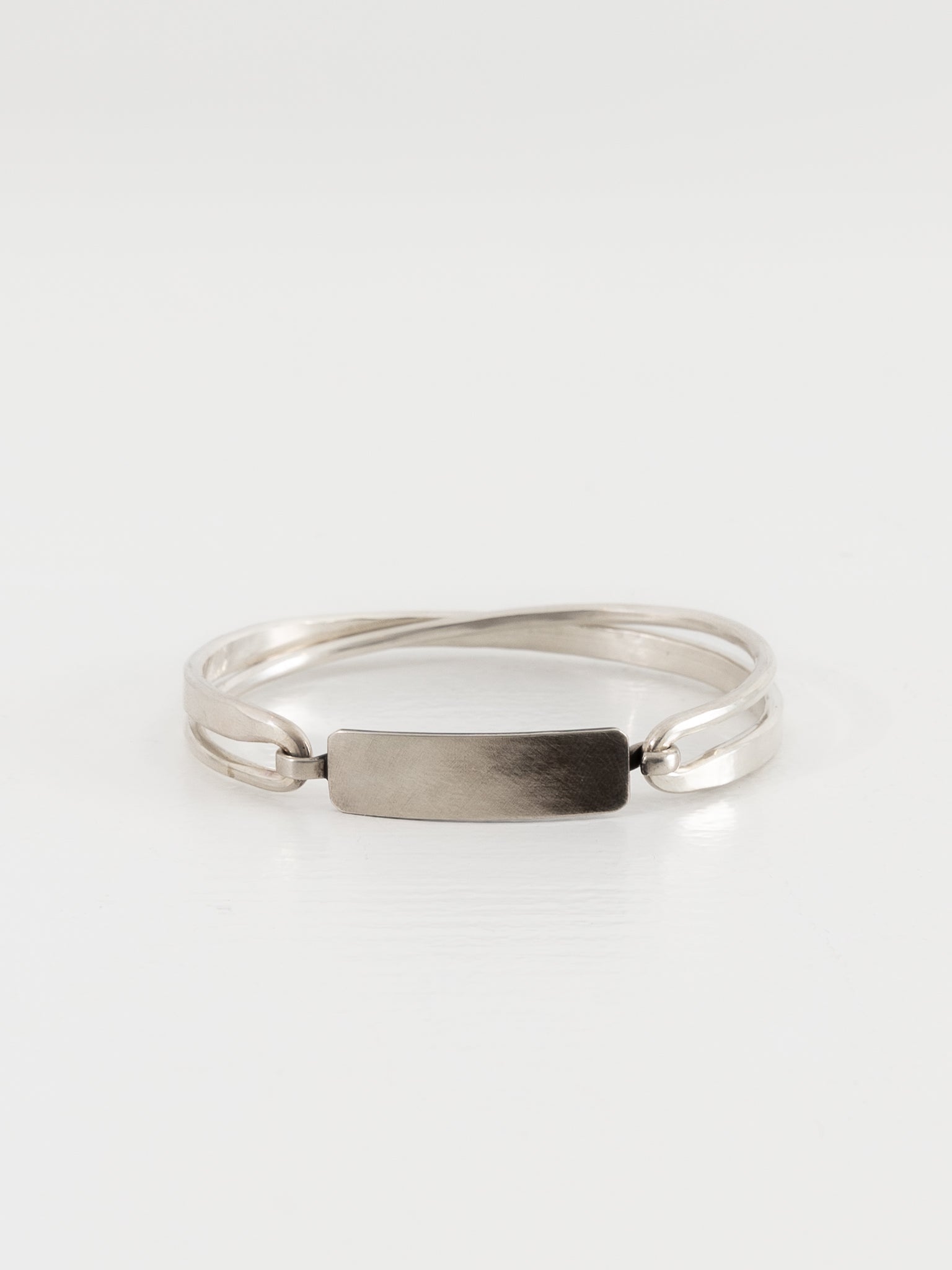 Werkstatt:München Bracelet Flat Crossed - WERKSTATT:MUNCHEN at Worthwhile - shop BRACELETS