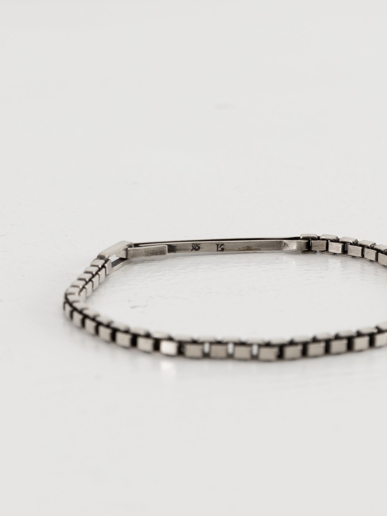 Werkstatt:München Bracelet Snaplink Box Chain - WERKSTATT:MUNCHEN at Worthwhile - shop BRACELETS