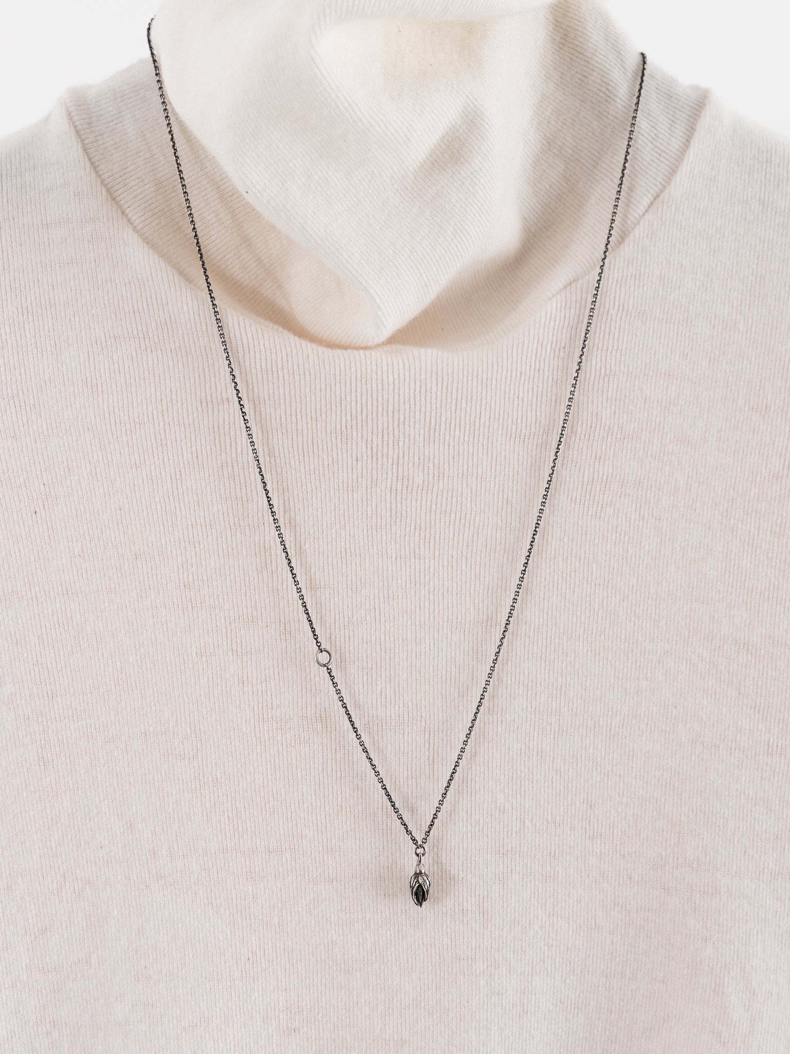 Werkstatt:München Necklace Mini Rosebud - WERKSTATT:MUNCHEN at Worthwhile - shop NECKLACES