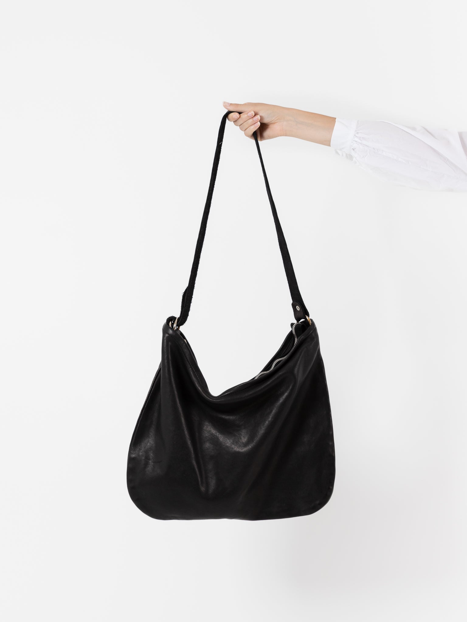 Guidi Crossbody Bag Q20 - Worthwhile