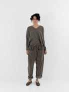 Album di Famiglia Braghe Tasche V in Taupe - ALBUM DI FAMIGLIA at Worthwhile - shop PANT