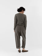 Album di Famiglia Braghe Tasche V in Taupe - ALBUM DI FAMIGLIA at Worthwhile - shop PANT