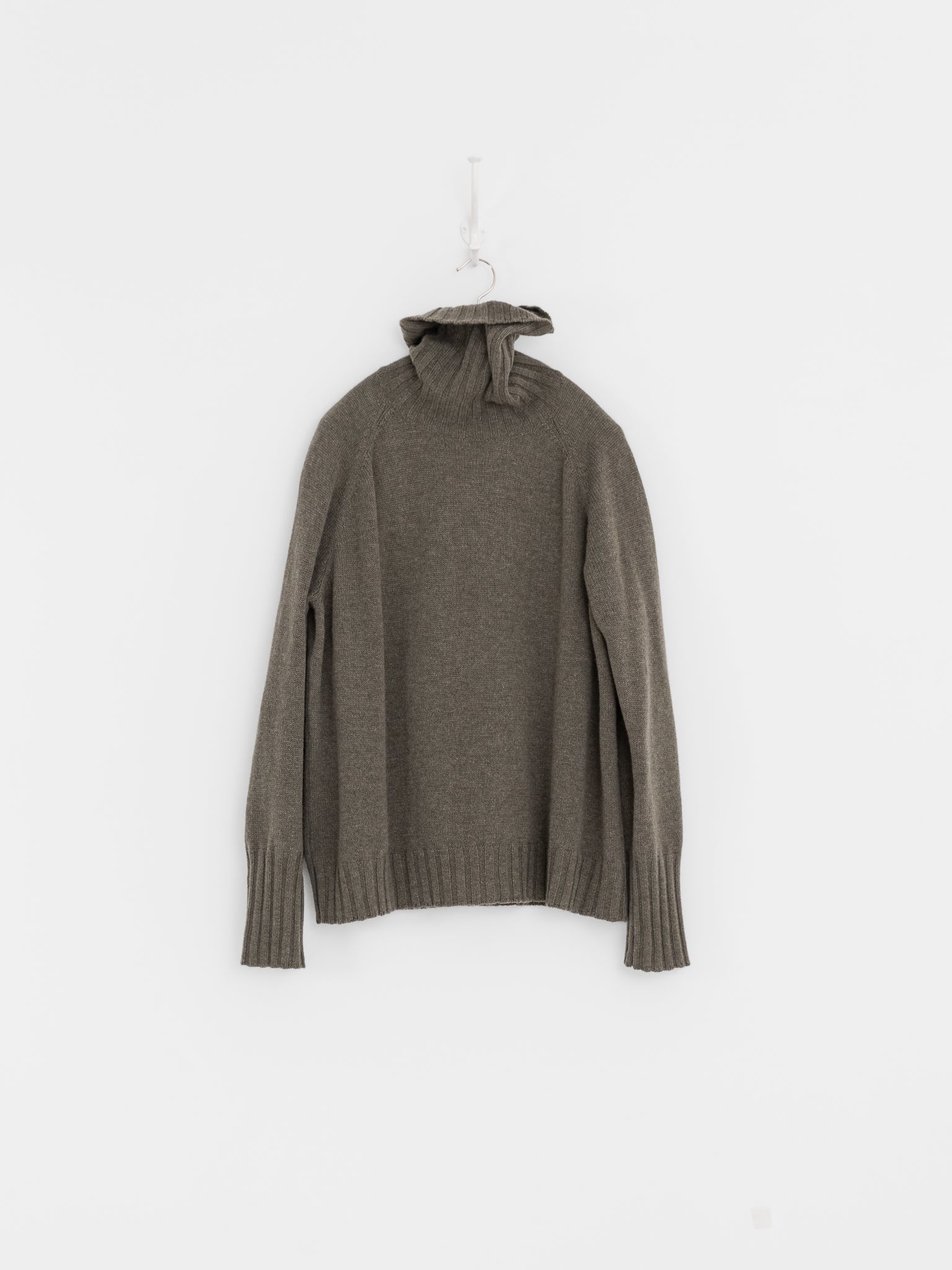 Album di Famiglia Dolcevita WS in Taupe - ALBUM DI FAMIGLIA at Worthwhile - shop SWEATER