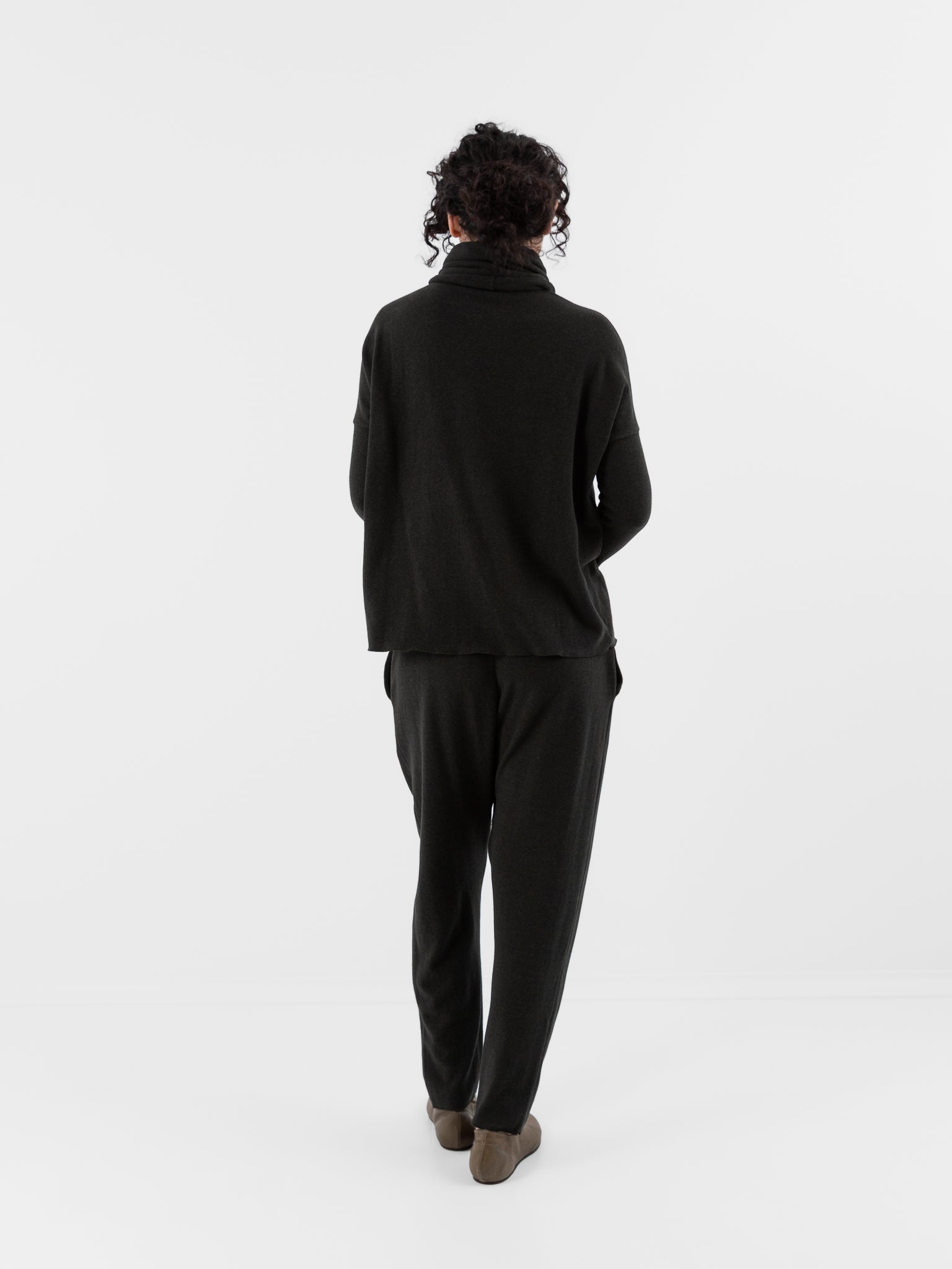 Album di Famiglia New Basic Pant JP in Forest - ALBUM DI FAMIGLIA at Worthwhile - shop TOP