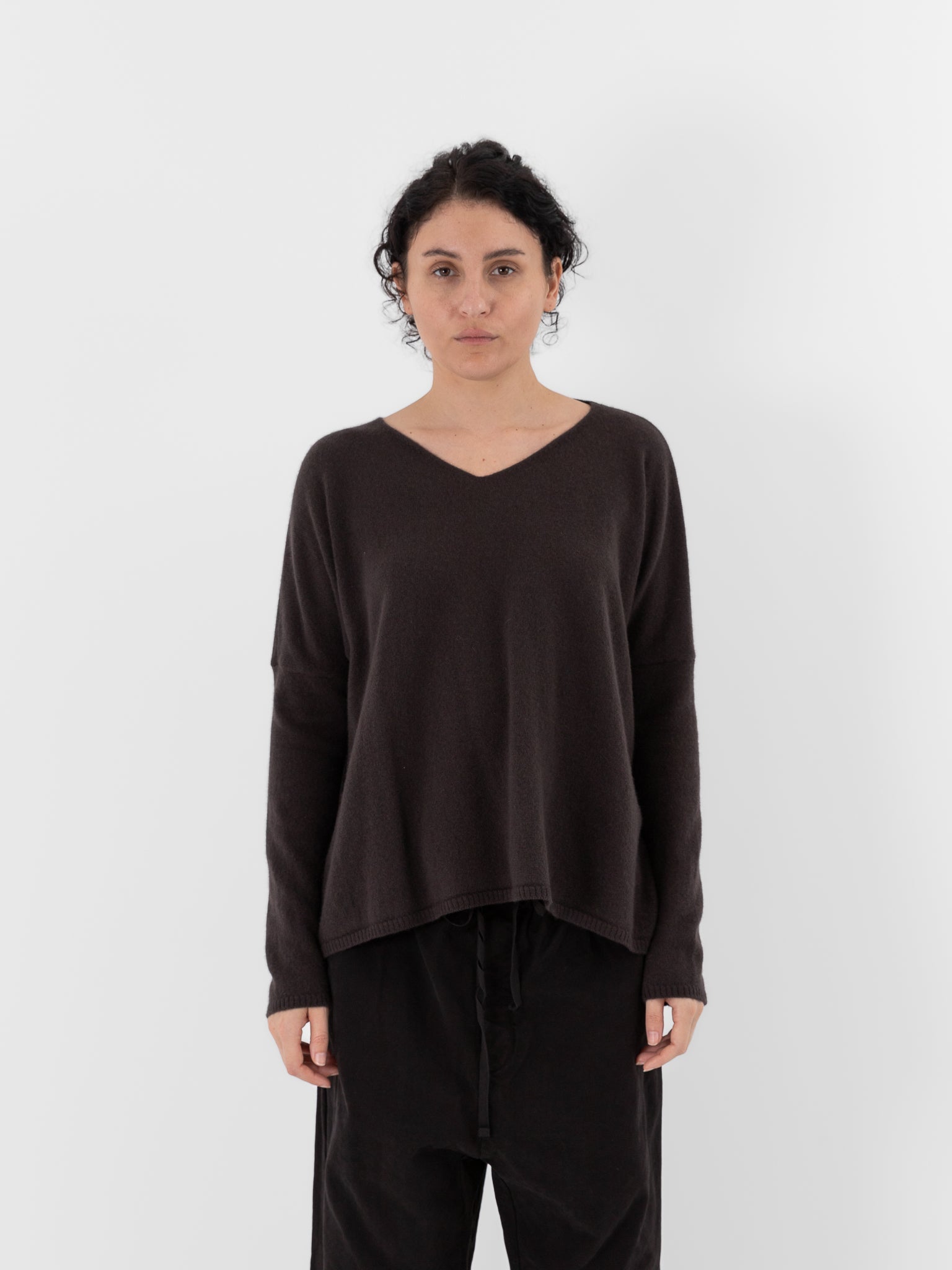 Album di Famiglia V Neck WS in Brown - ALBUM DI FAMIGLIA at Worthwhile - shop SWEATER
