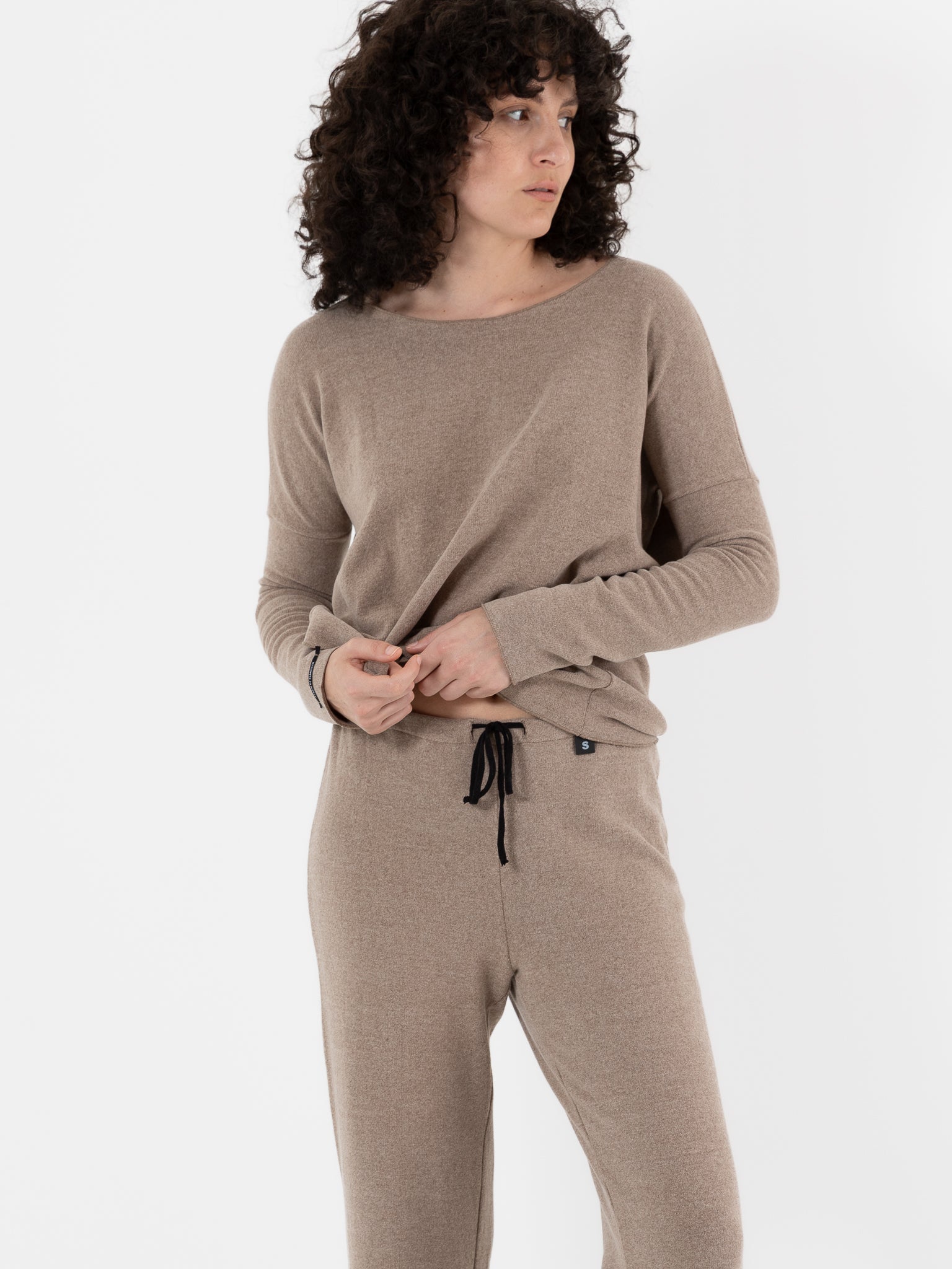 Album Di Famiglia Basic Trousers in Marron Glace JP at Worthwhile