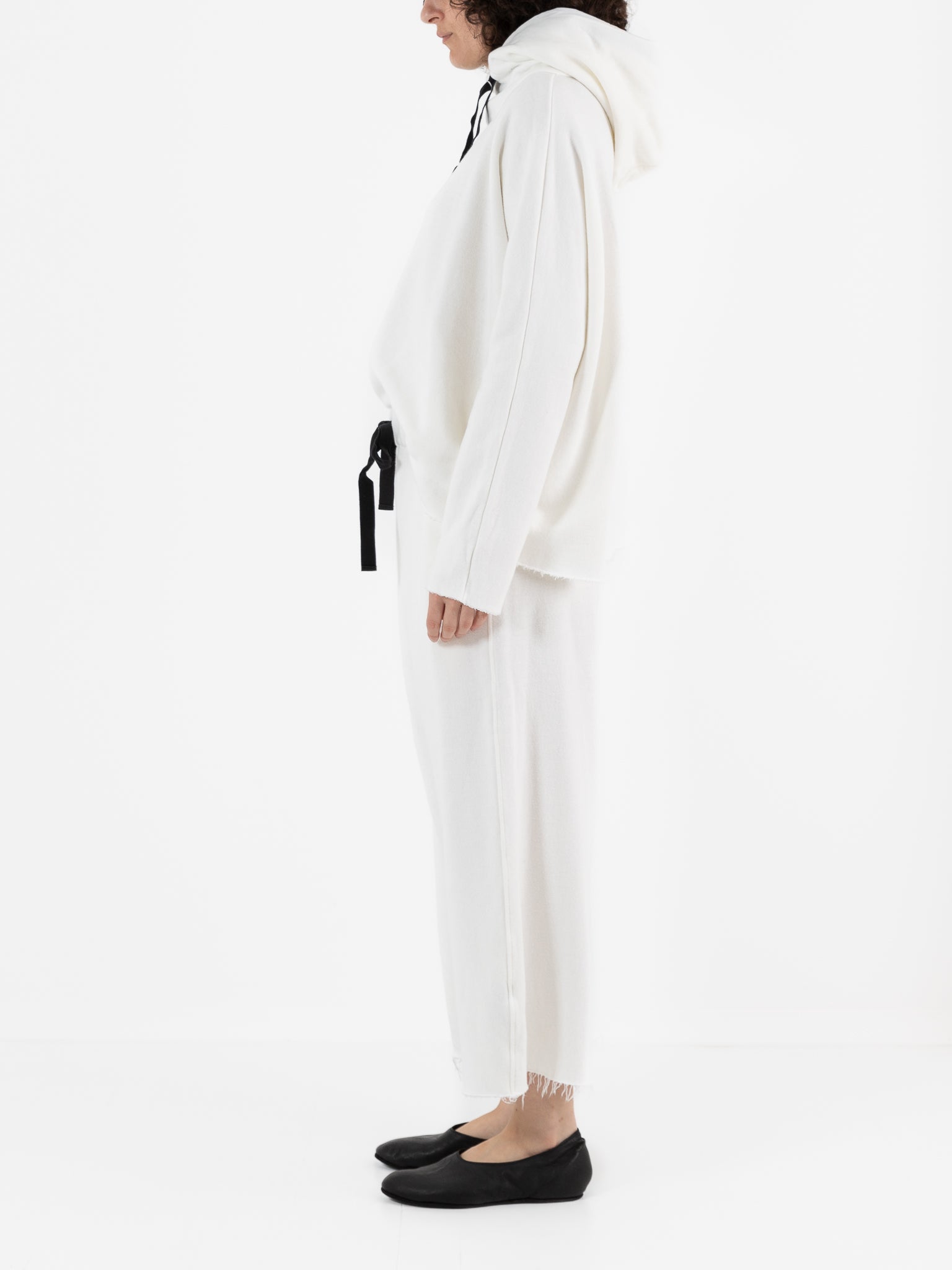 Album di Famiglia Soft Wide & Short Trousers in Milk at