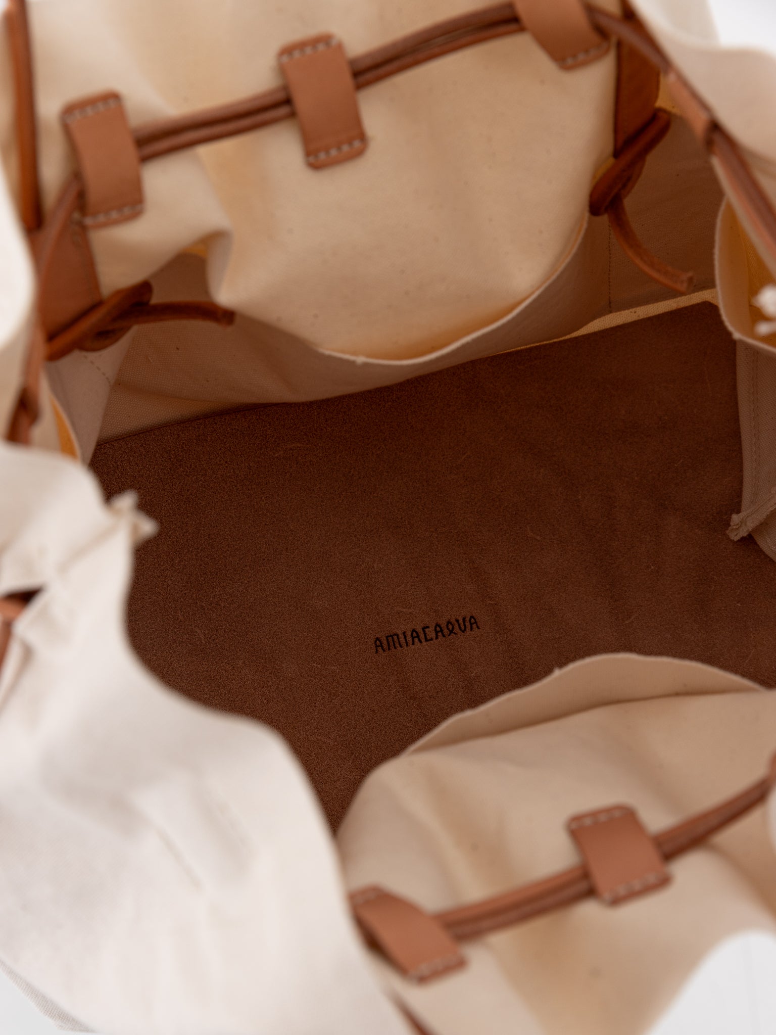 Amiacalva Scarecrow Medium Tote in White - AMIACALVA at Worthwhile - shop BAG