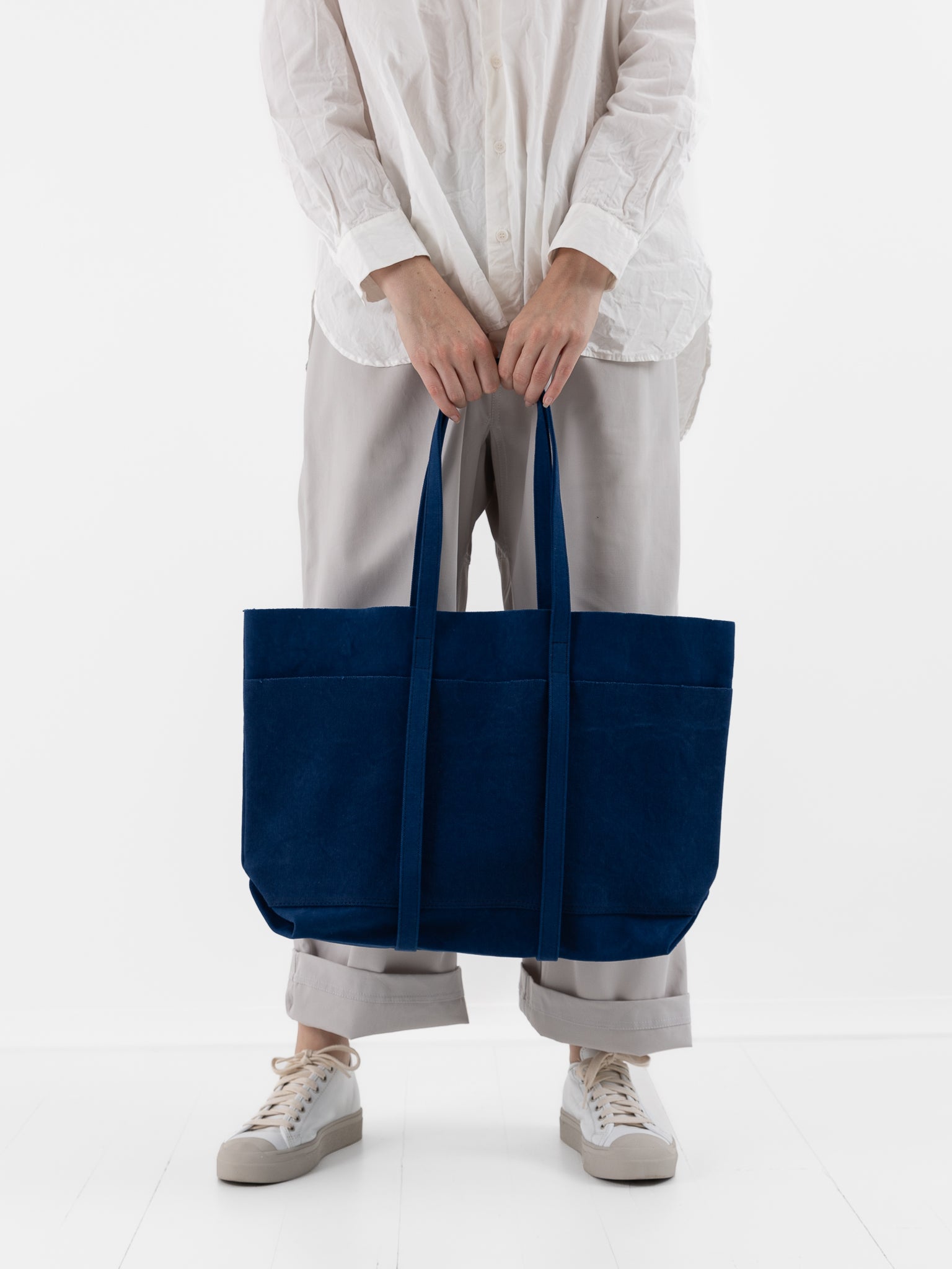 Amiacalva 6 Pocket Medium Tote in Blue - AMIACALVA at Worthwhile - shop BAG