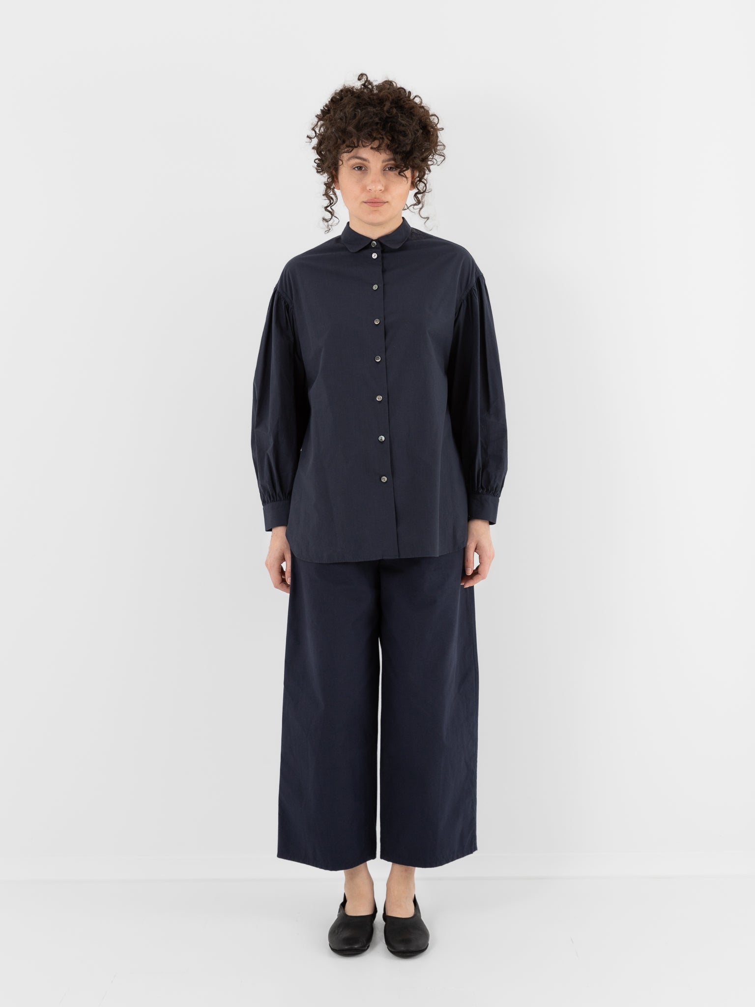 Arts & Science Bulky Chinos Pants in Navy - ARTS & SCIENCE at Worthwhile - shop PANT