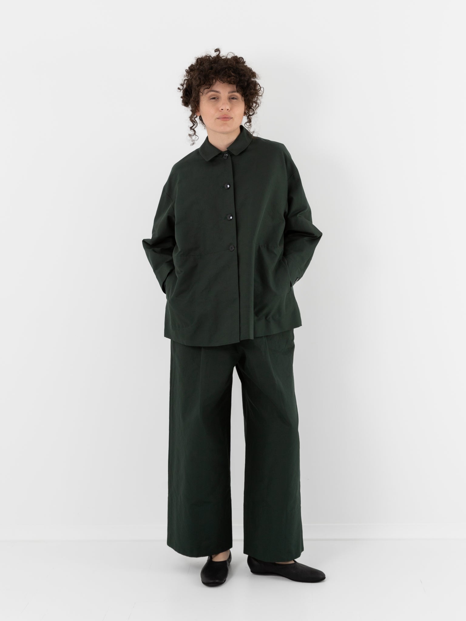 Arts & Science Back Gather Shirt Jacket in Dark Forest Green - ARTS & SCIENCE at Worthwhile - shop JACKET