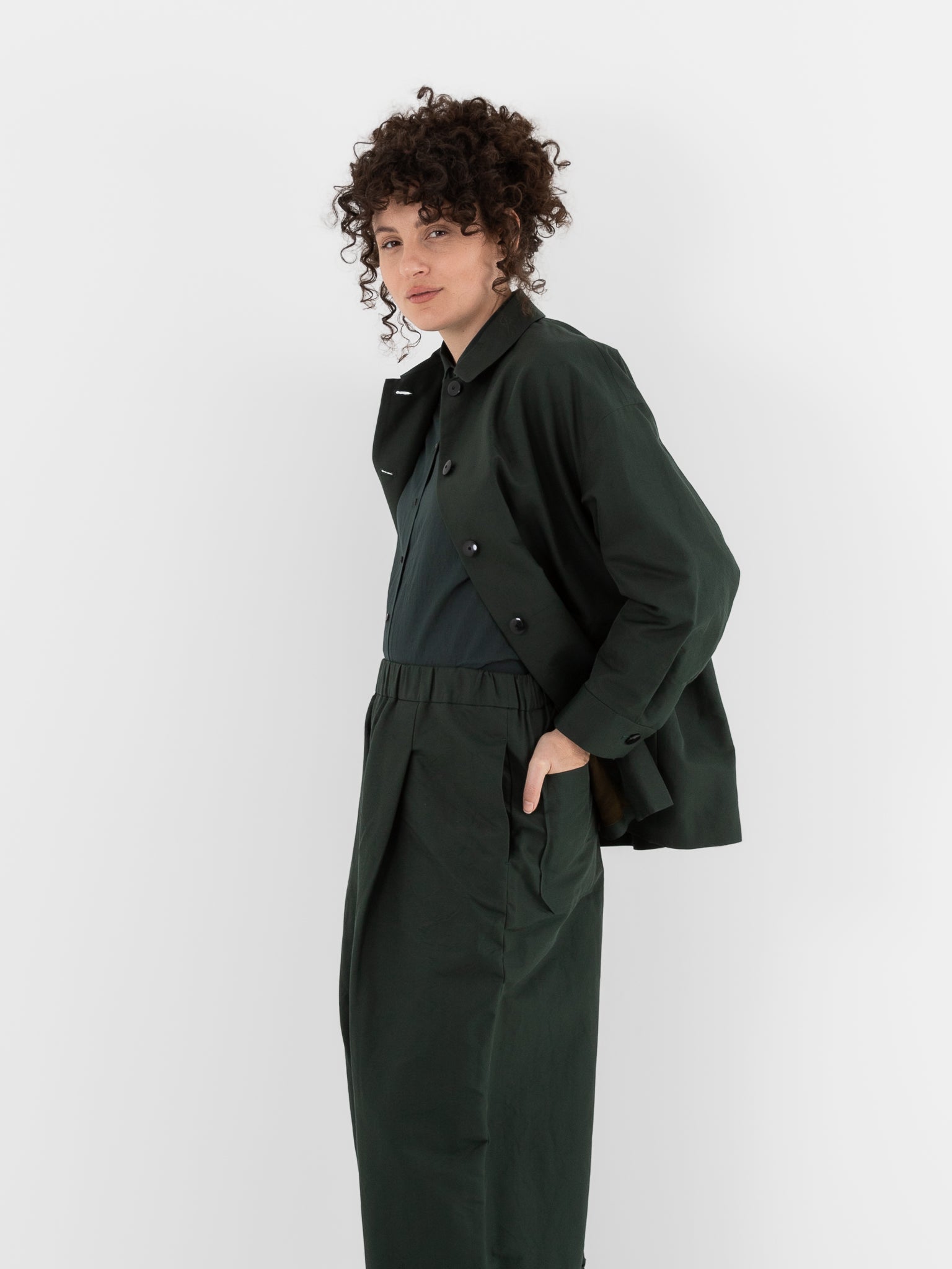 Arts & Science Back Gather Shirt Jacket in Dark Forest Green - ARTS & SCIENCE at Worthwhile - shop JACKET