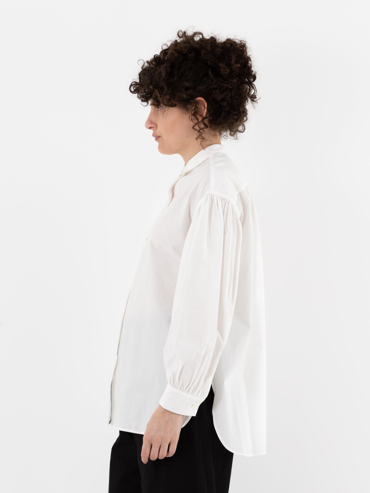 Arts & Science Bulky Gather Shirt in Off White - ARTS & SCIENCE at Worthwhile - shop Unclassified