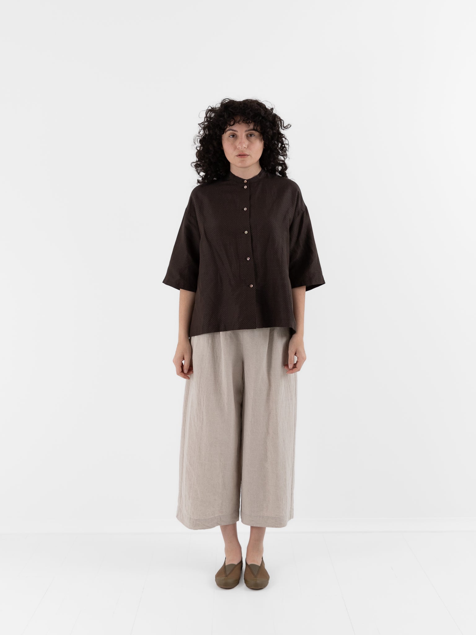Arts & Science Back Tuck Easy Wide Pants in Natural - ARTS & SCIENCE at Worthwhile - shop PANT