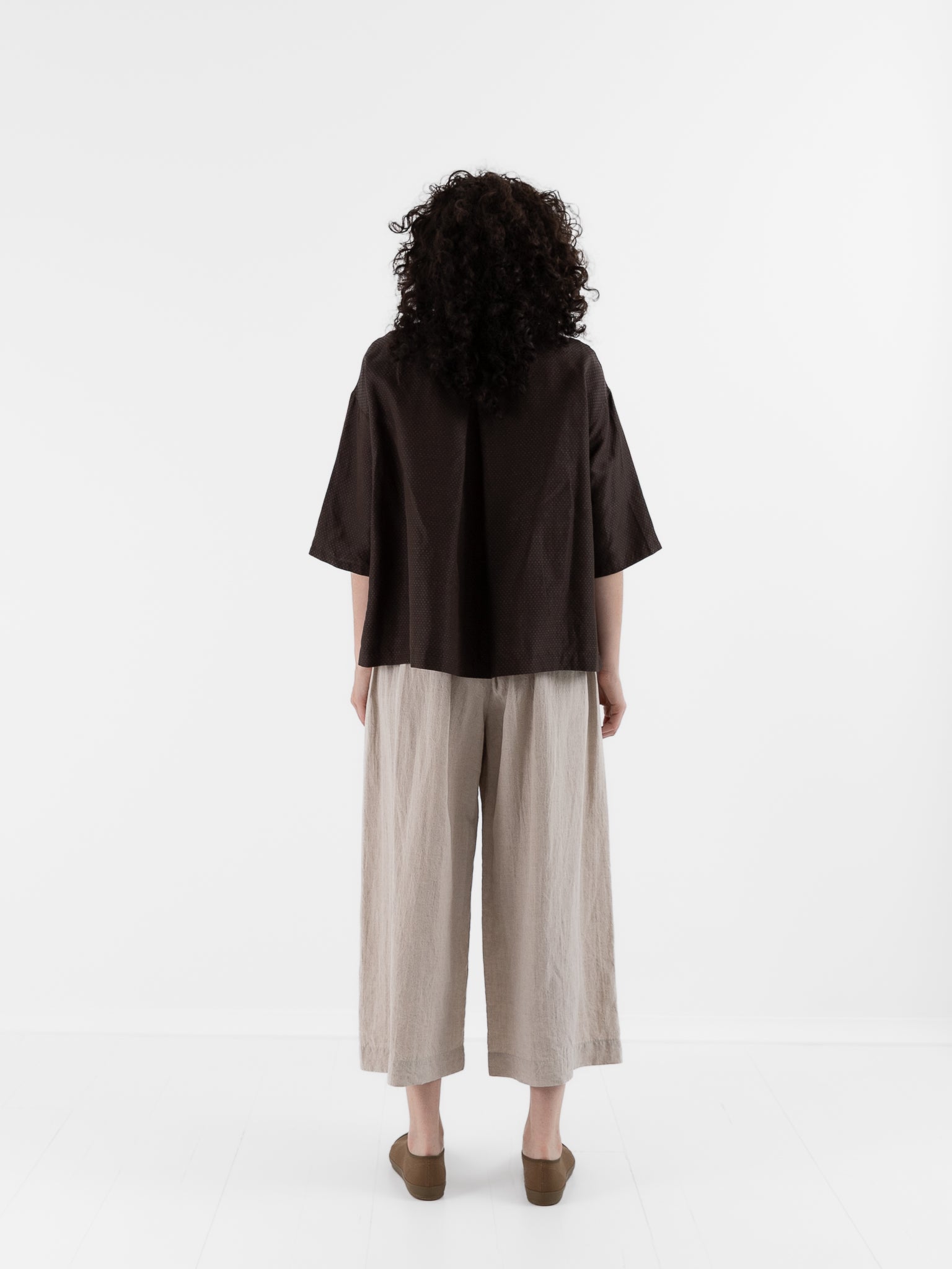 Arts & Science Back Tuck Easy Wide Pants in Natural - ARTS & SCIENCE at Worthwhile - shop PANT