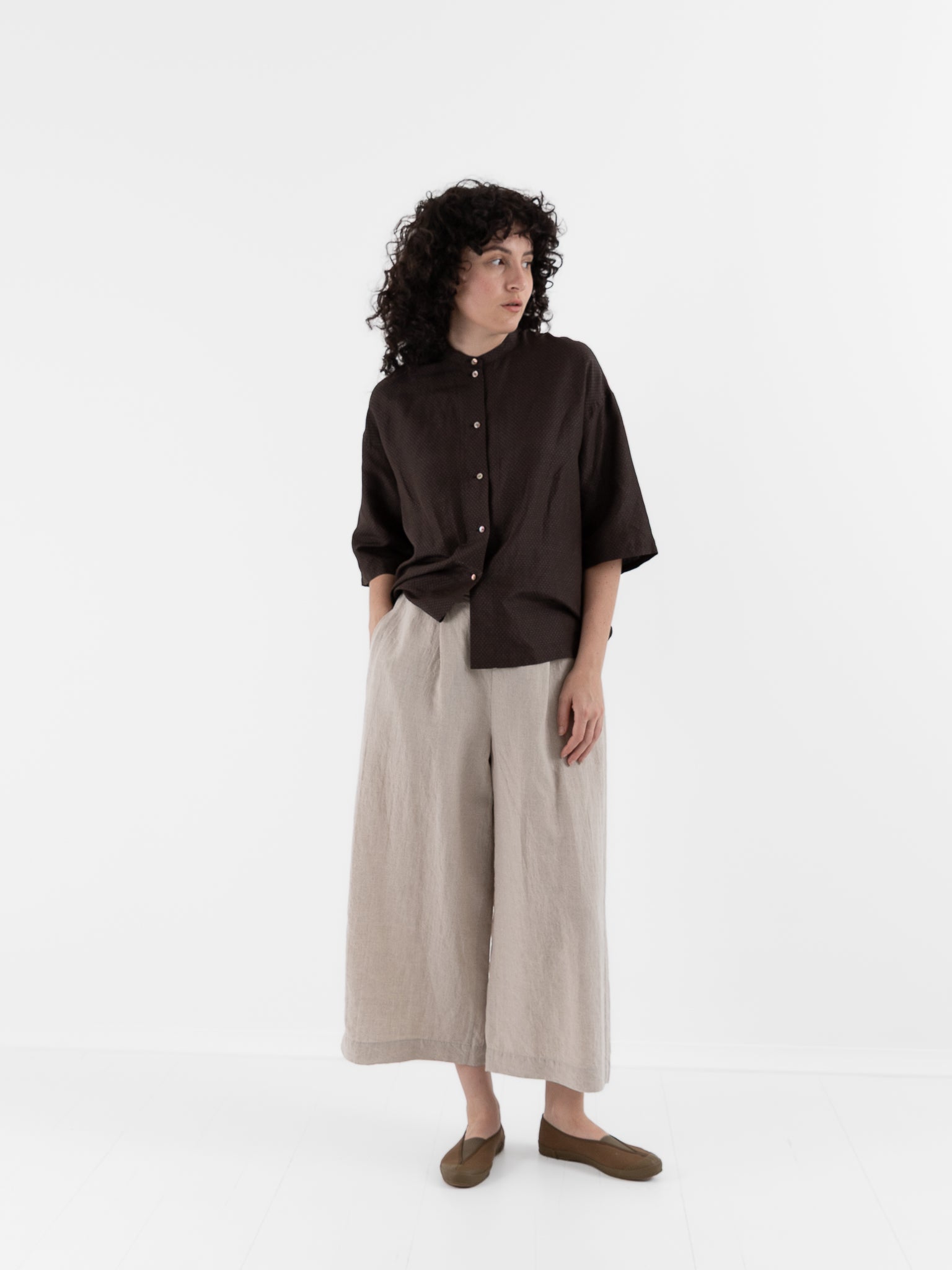 Arts & Science Back Tuck Easy Wide Pants in Natural - ARTS & SCIENCE at Worthwhile - shop PANT
