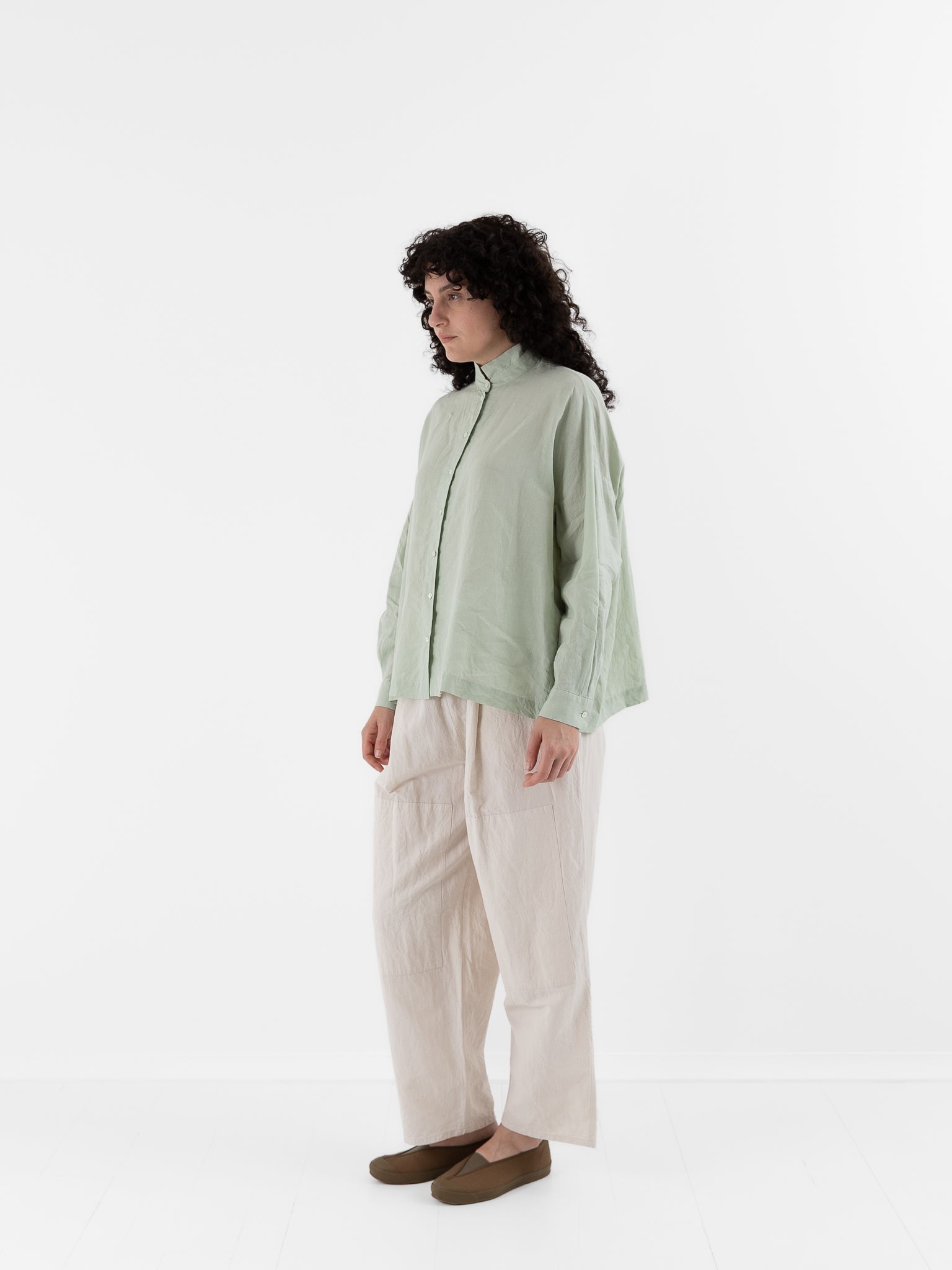 Arts & Science One Tuck Relaxed Fit Pants in Ivory - ARTS & SCIENCE at Worthwhile - shop PANT