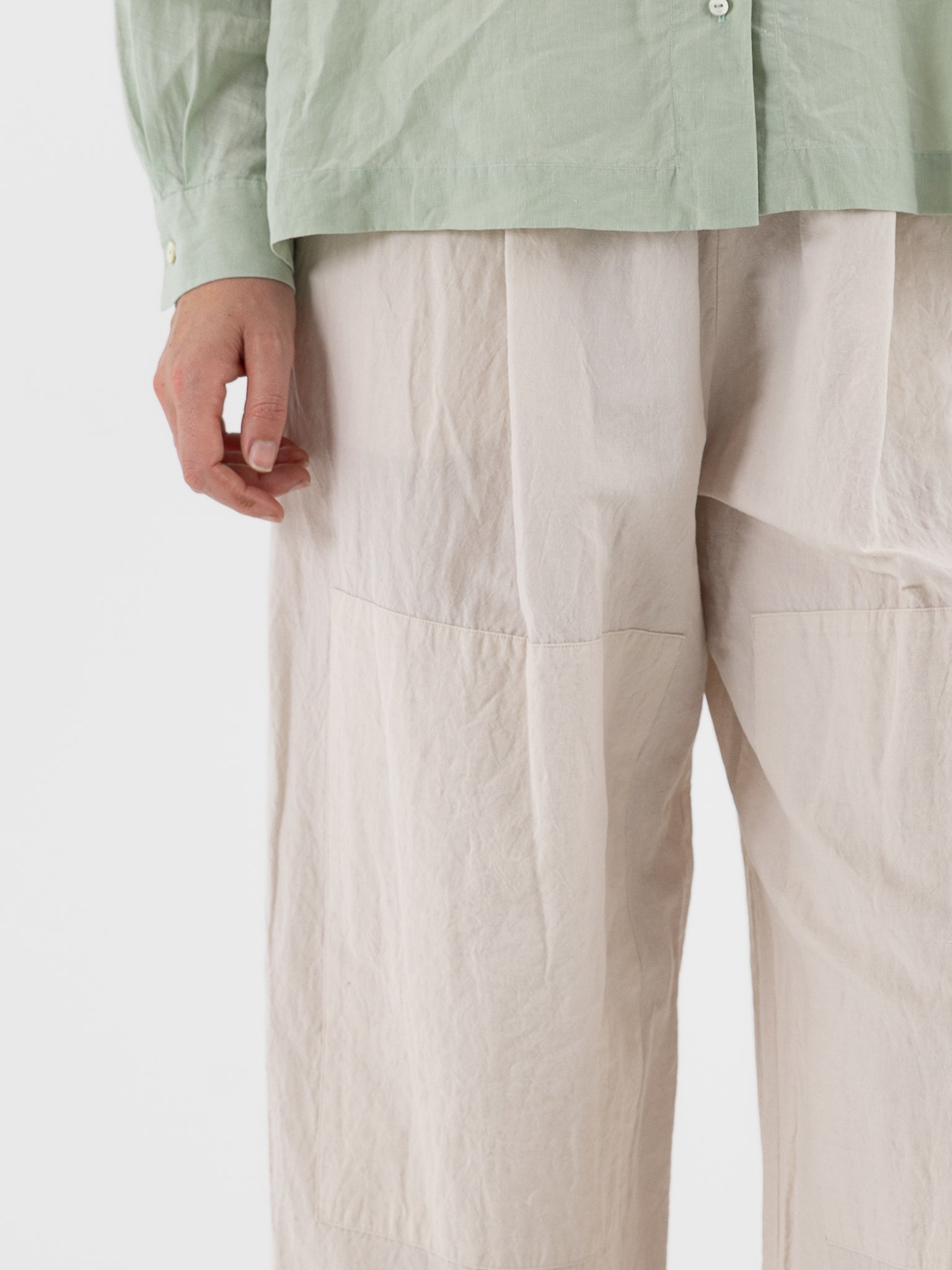 Arts & Science One Tuck Relaxed Fit Pants in Ivory - ARTS & SCIENCE at Worthwhile - shop PANT