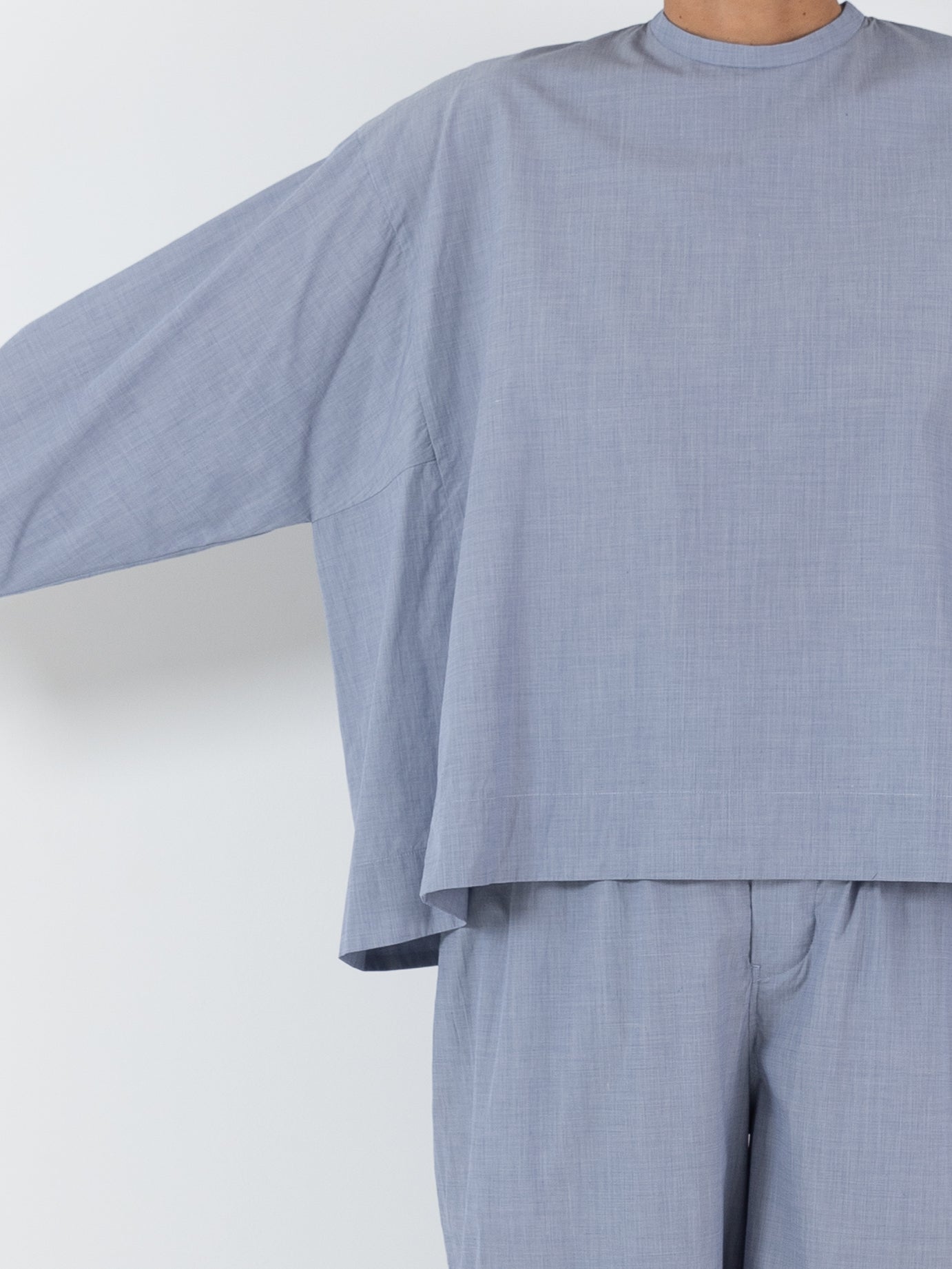 トップス ARTS&SCIENCE / Back Button Tent Line Top ARTS&SCIENCE - Back button tent line top WASHIDA