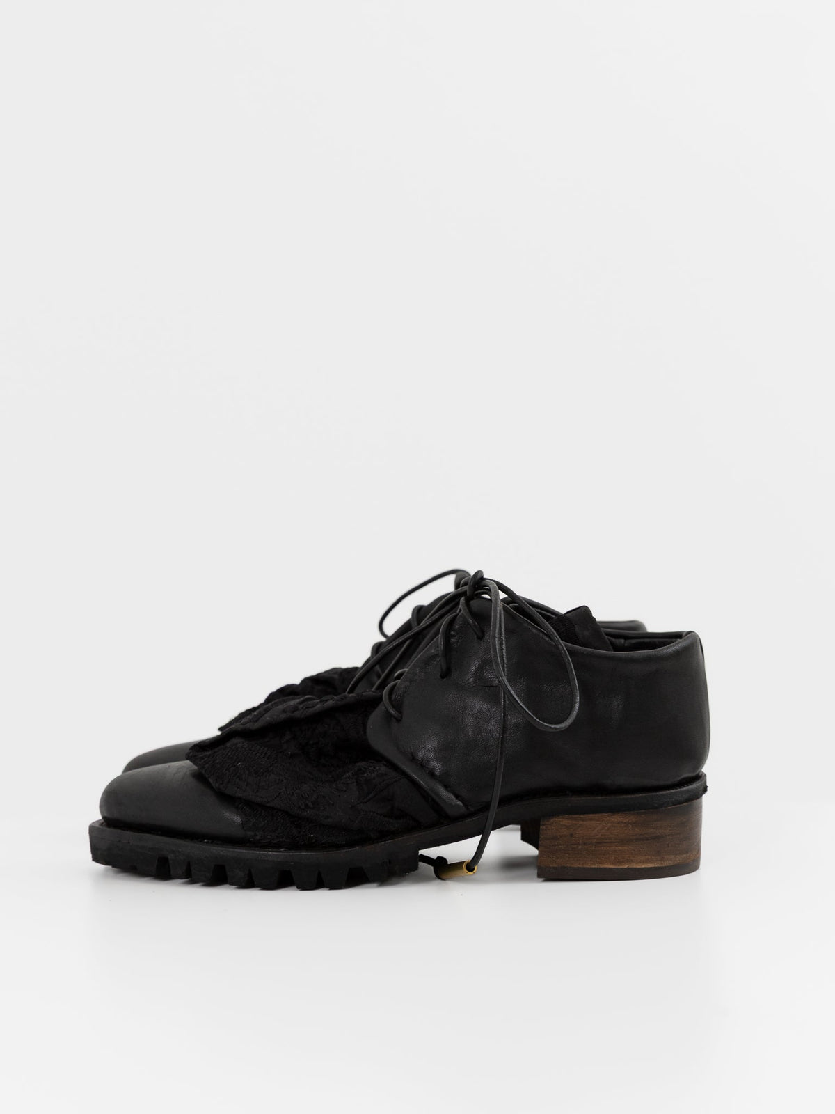 Atelier Inscrire Hecate Shoe in Black - ATELIER INSCRIRE at Worthwhile - shop SHOES