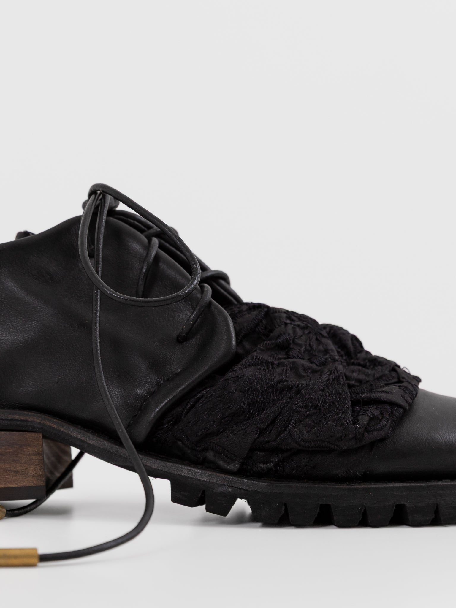 Atelier Inscrire Hecate Shoe in Black - ATELIER INSCRIRE at Worthwhile - shop SHOES