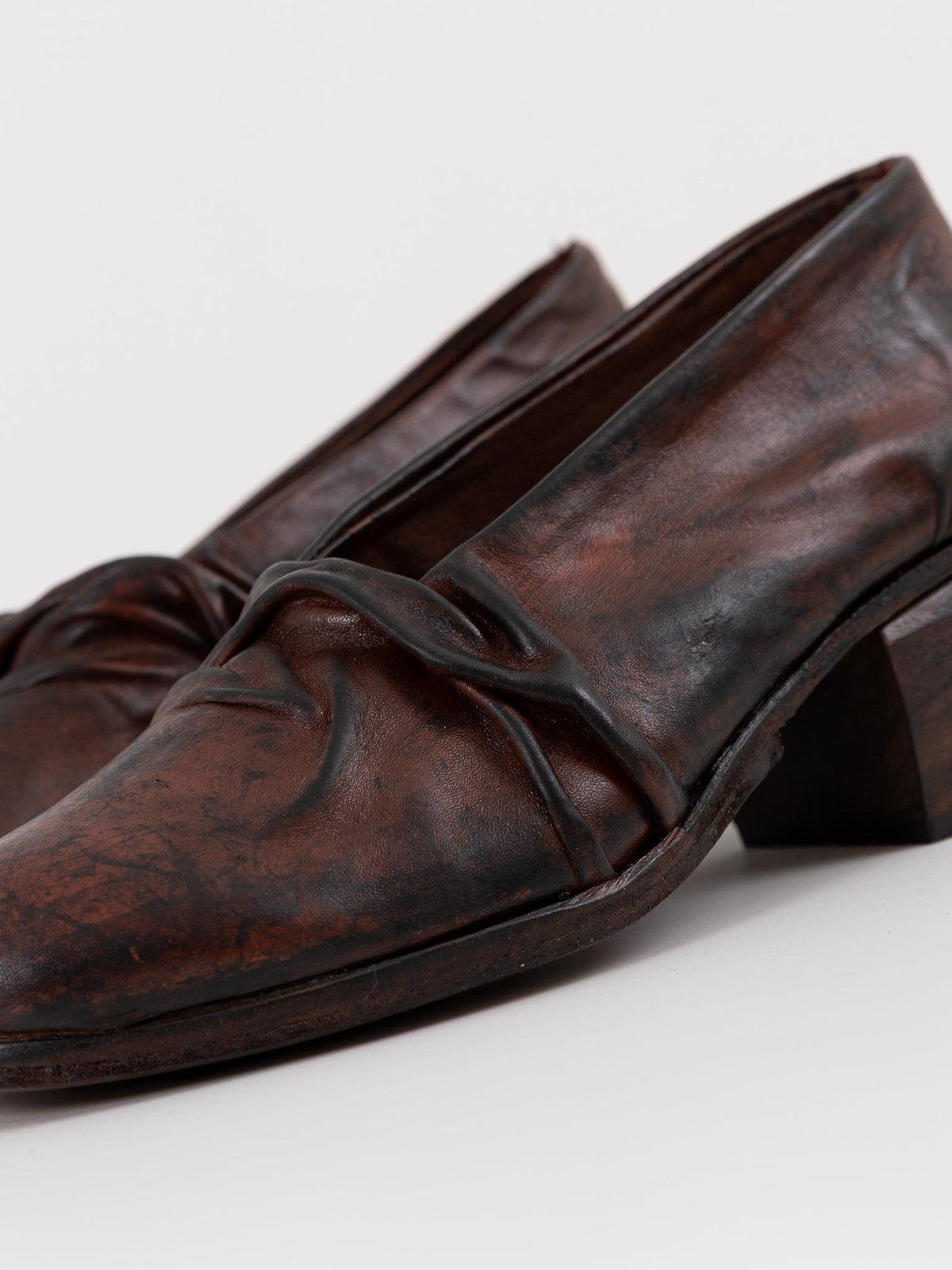 Atelier Inscrire Laurus Shoe in Antique Brown - ATELIER INSCRIRE at Worthwhile - shop SHOES